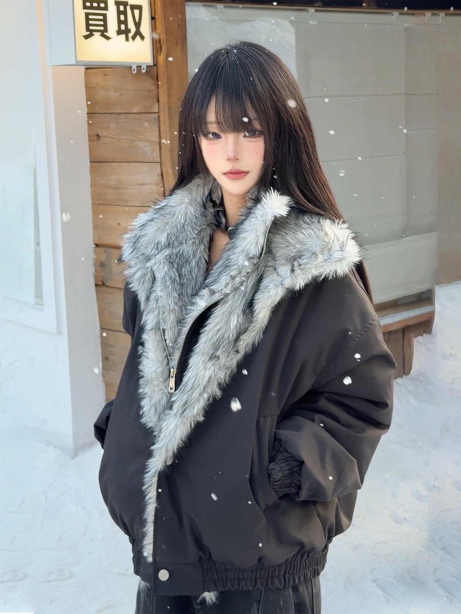 FAUX FUR TRIM CROPPED BOMBER JACKET-FAUX TWO-PIECE STYLE EHW5031