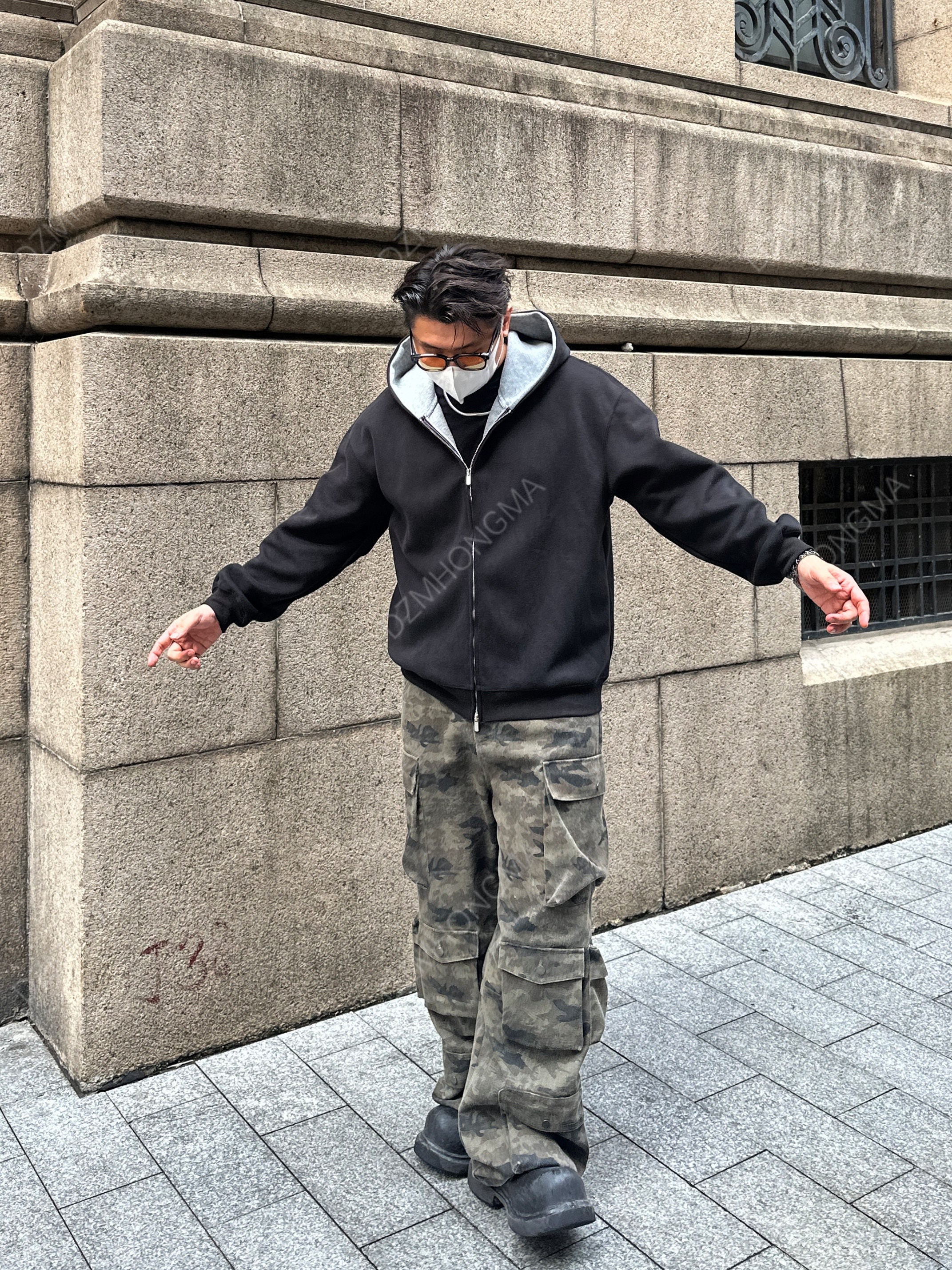 CONTRAST HOOD ZIP-UP JACKET EHW5047