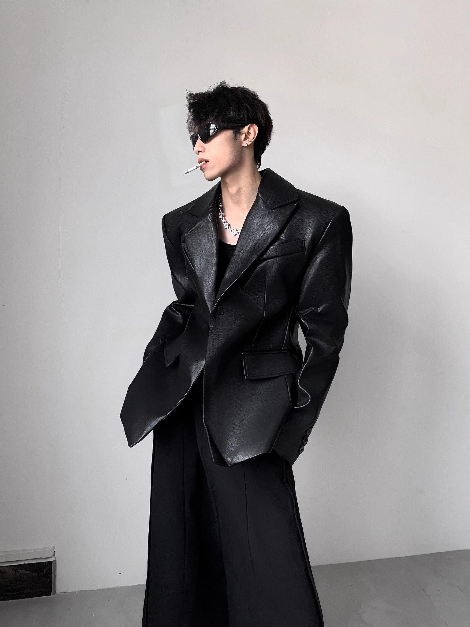 Light luxury suit version design shoulder padded leather jacket men's autumn advanced sense ruffian handsome waist suit