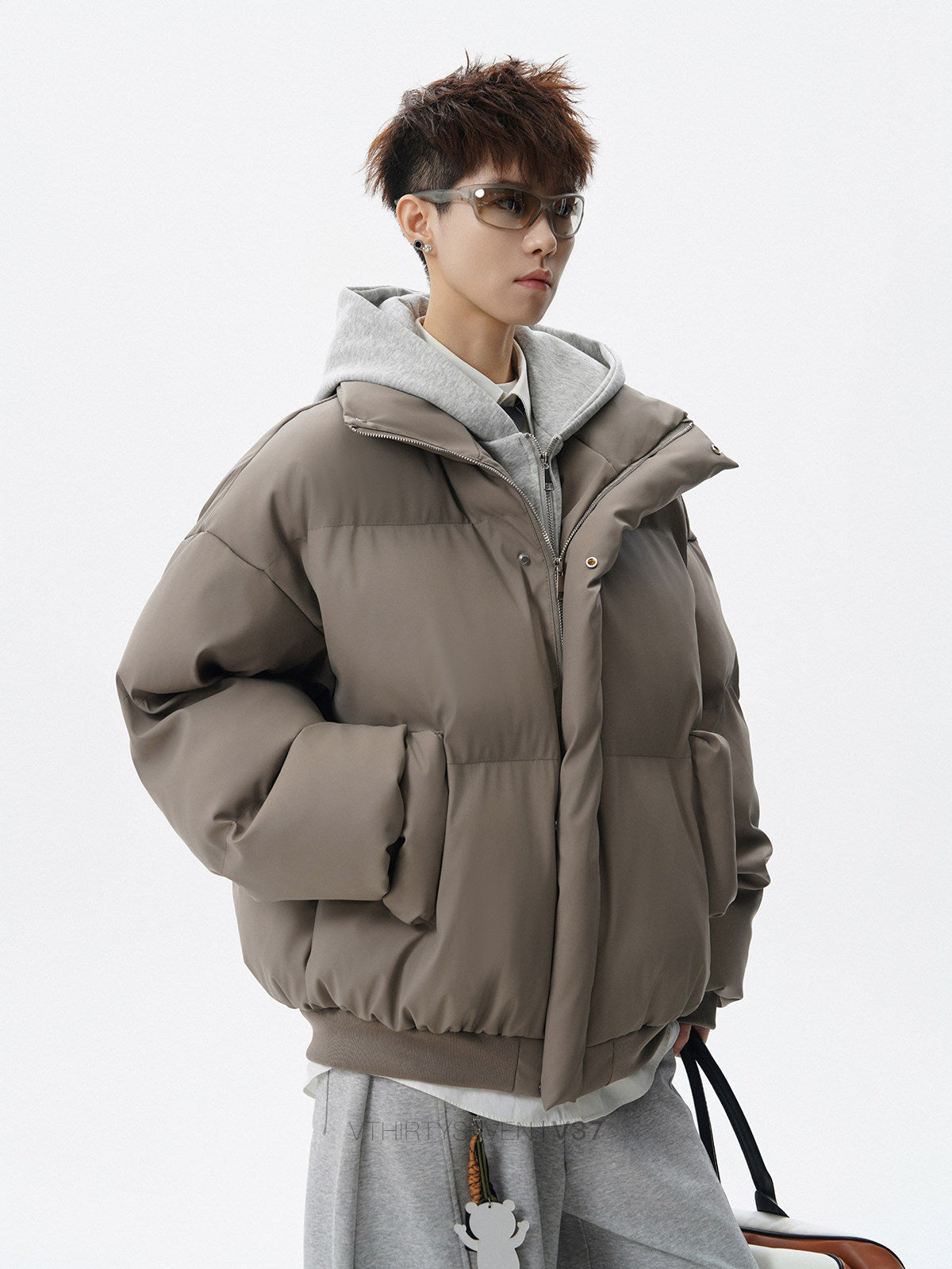 OVERSIZED TWO-IN-ONE STYLE BOMBER JACKET EHW5030