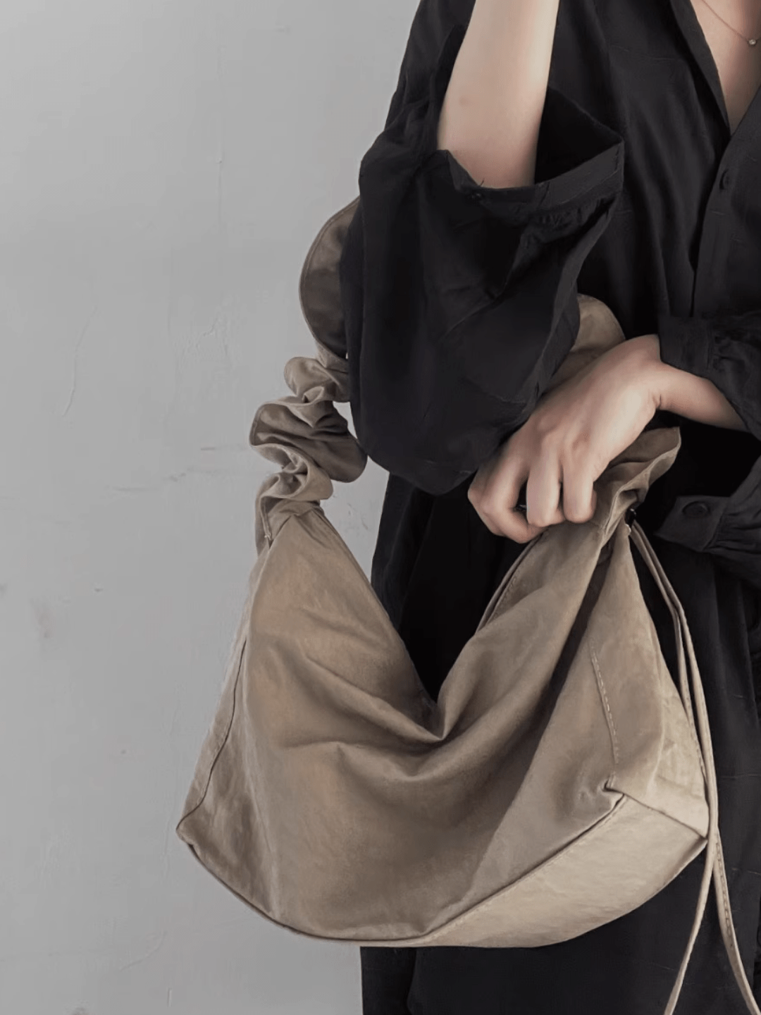 디자인 드로스트링 듀얼 유즈 숄더 크로스바디 백 st1637