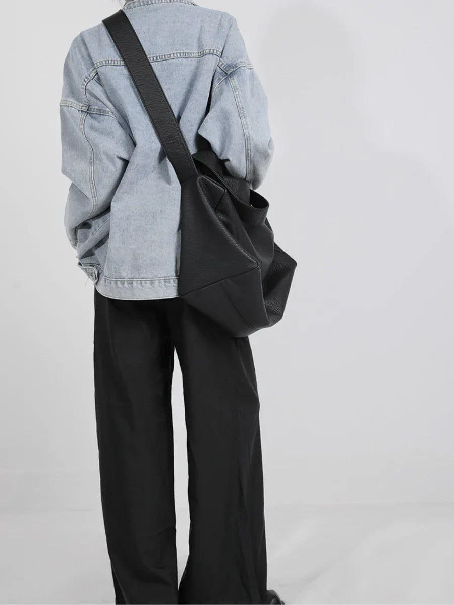 Umhängetasche aus weichem Leder ST552