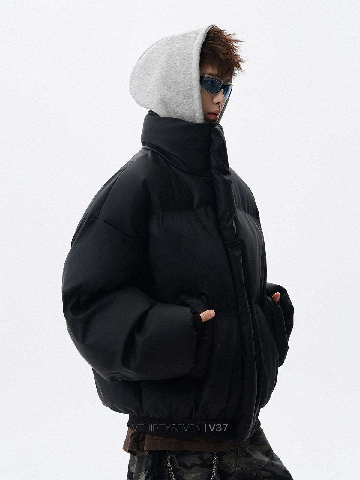 OVERSIZED TWO-IN-ONE STYLE BOMBER JACKET EHW5030