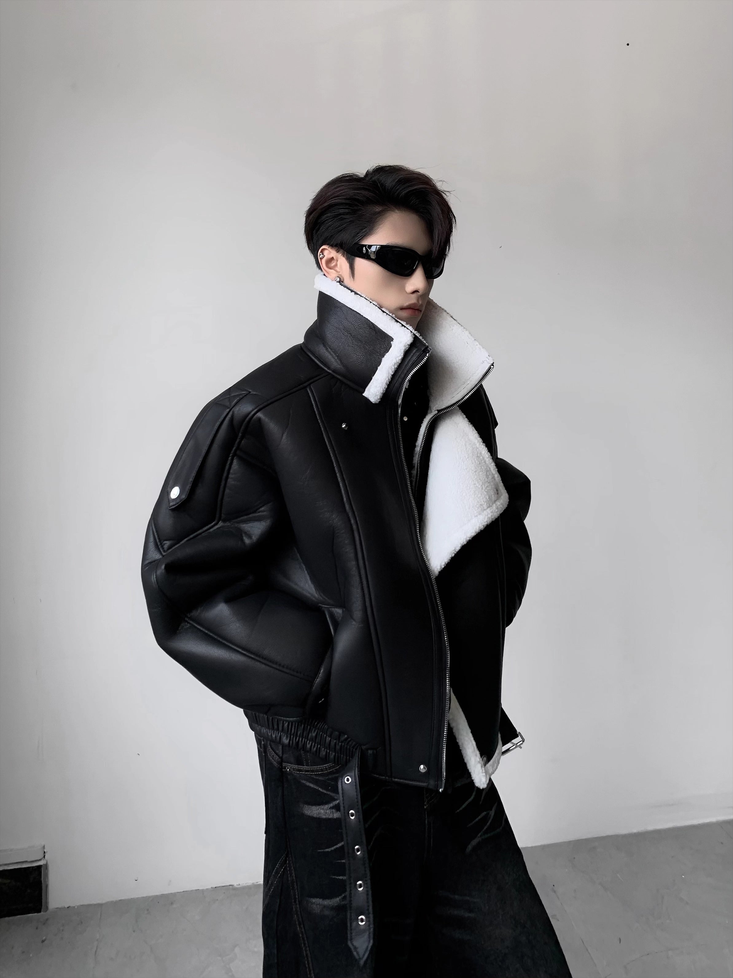 가볍고 고급스러운 이중 레이어 칼라 벨벳 소재의 깔끔한 핏, 남성용 겨울 산악 조각 재킷, 두꺼운 가죽 및 면 소재 의류