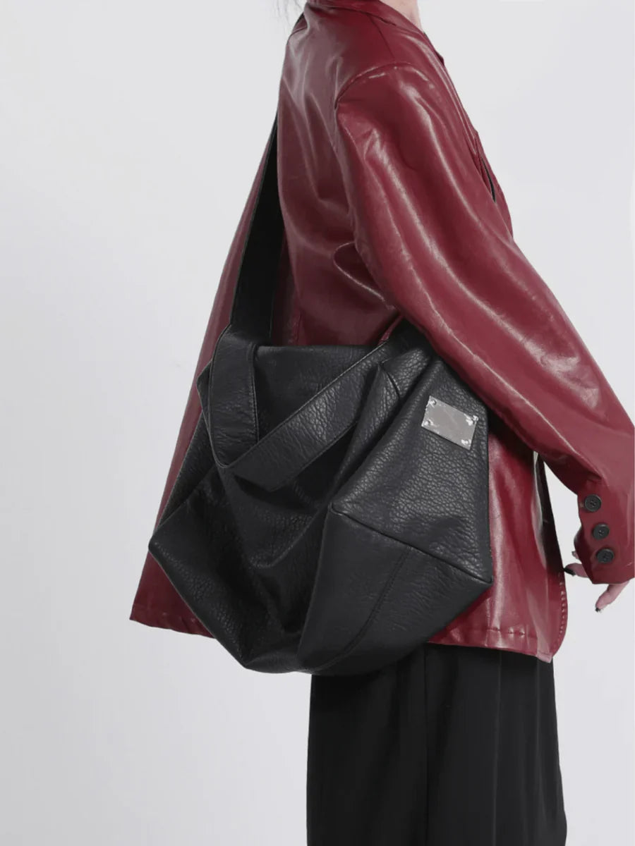 Umhängetasche aus weichem Leder ST552