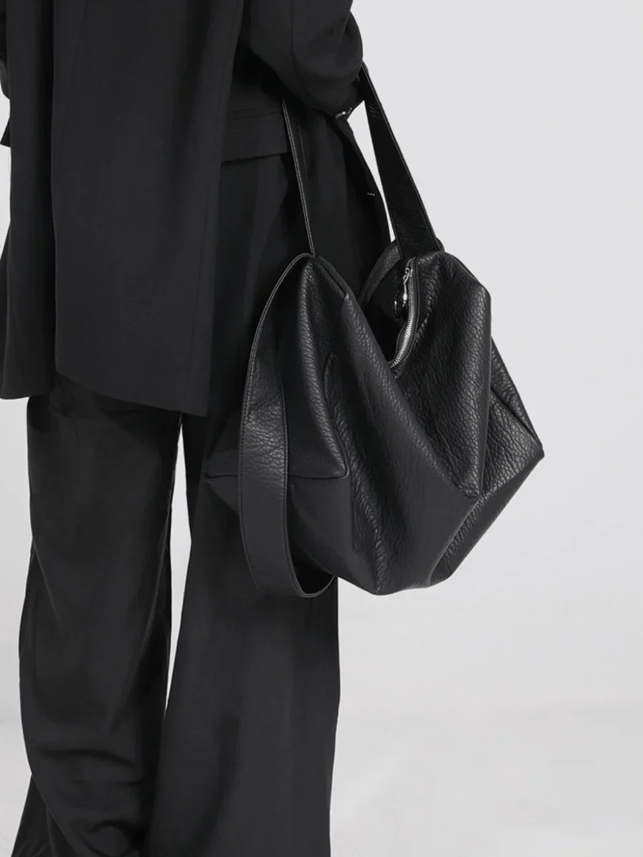 Umhängetasche aus weichem Leder ST552