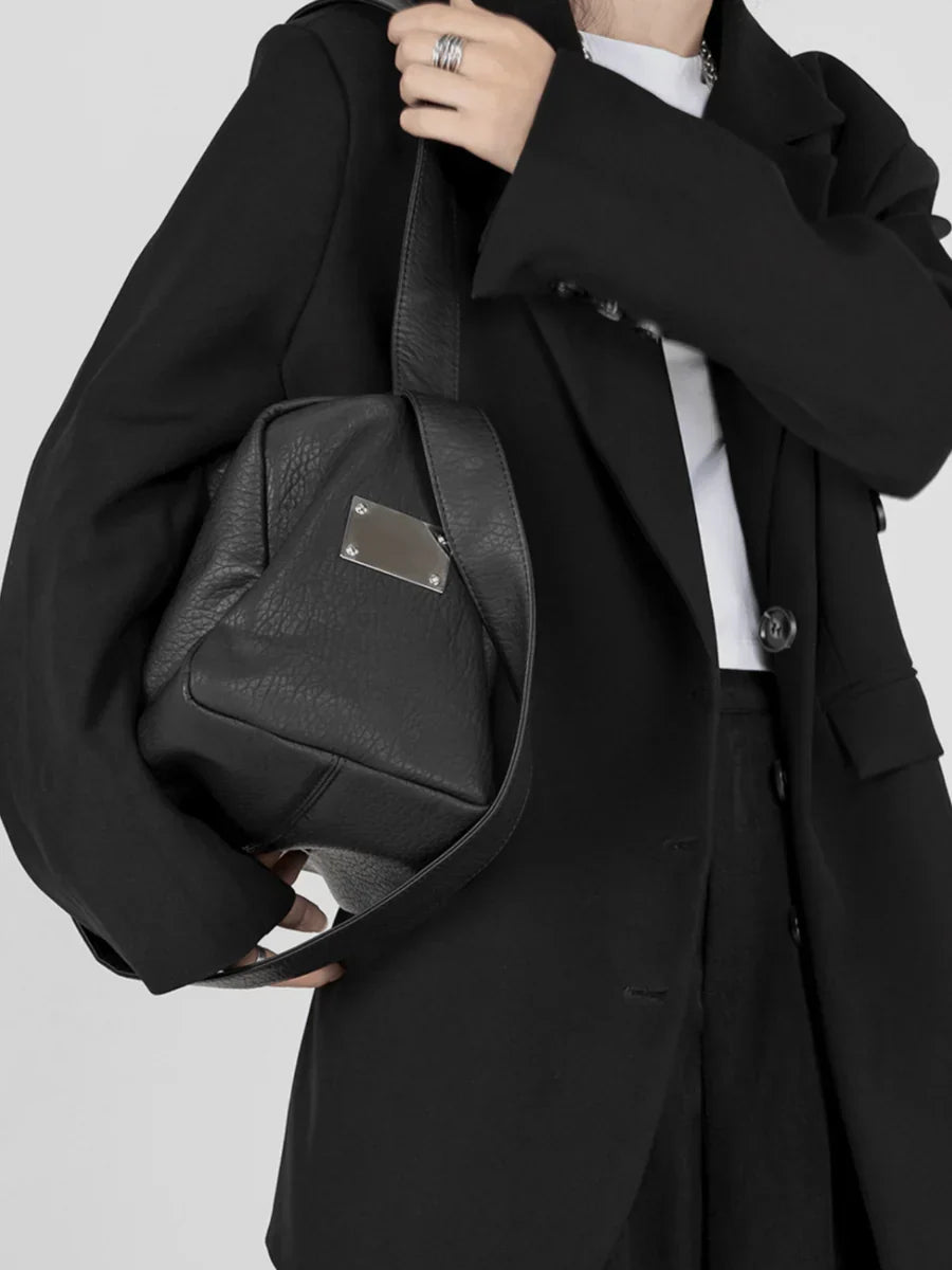 Umhängetasche aus weichem Leder ST552