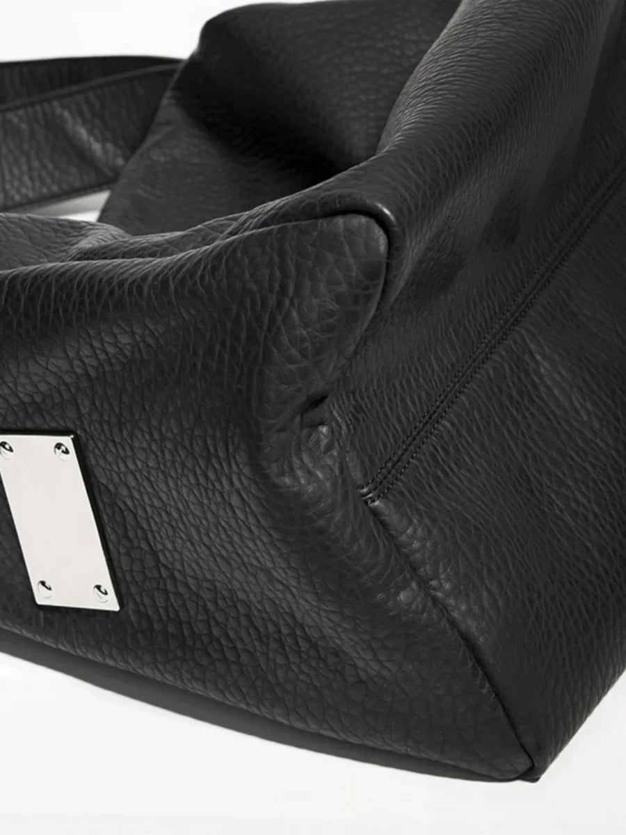 Umhängetasche aus weichem Leder ST552