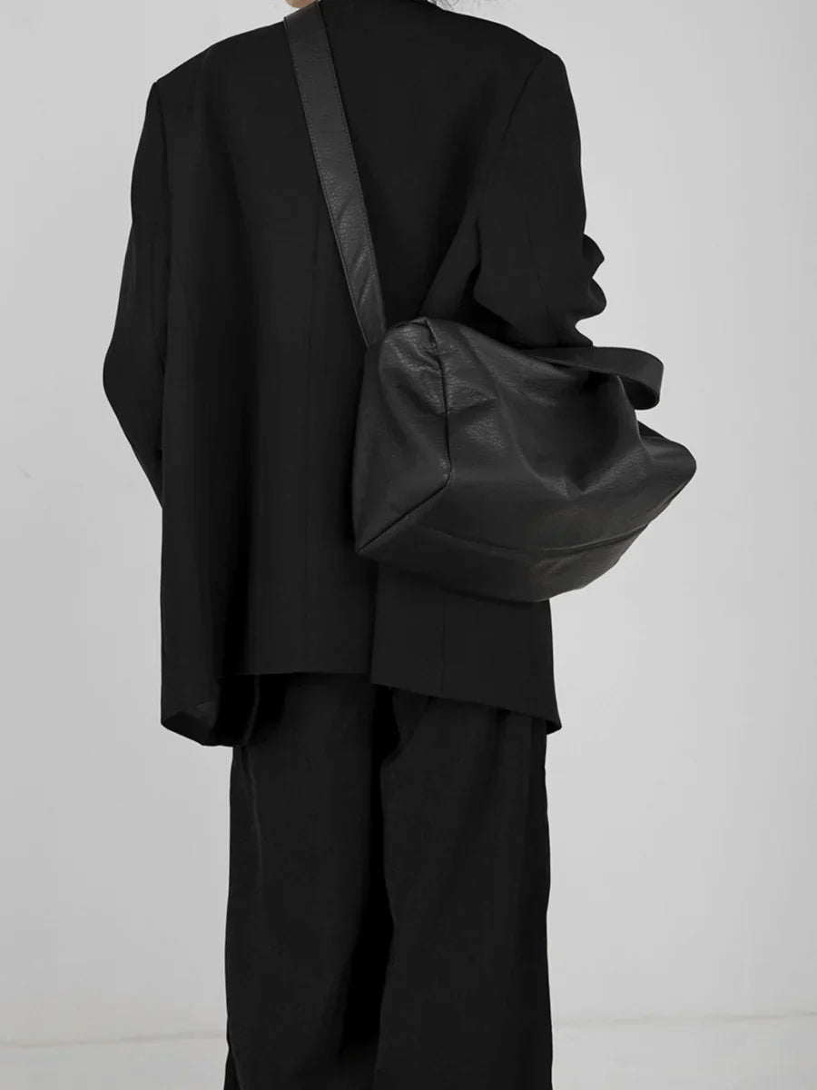 Umhängetasche aus weichem Leder ST552