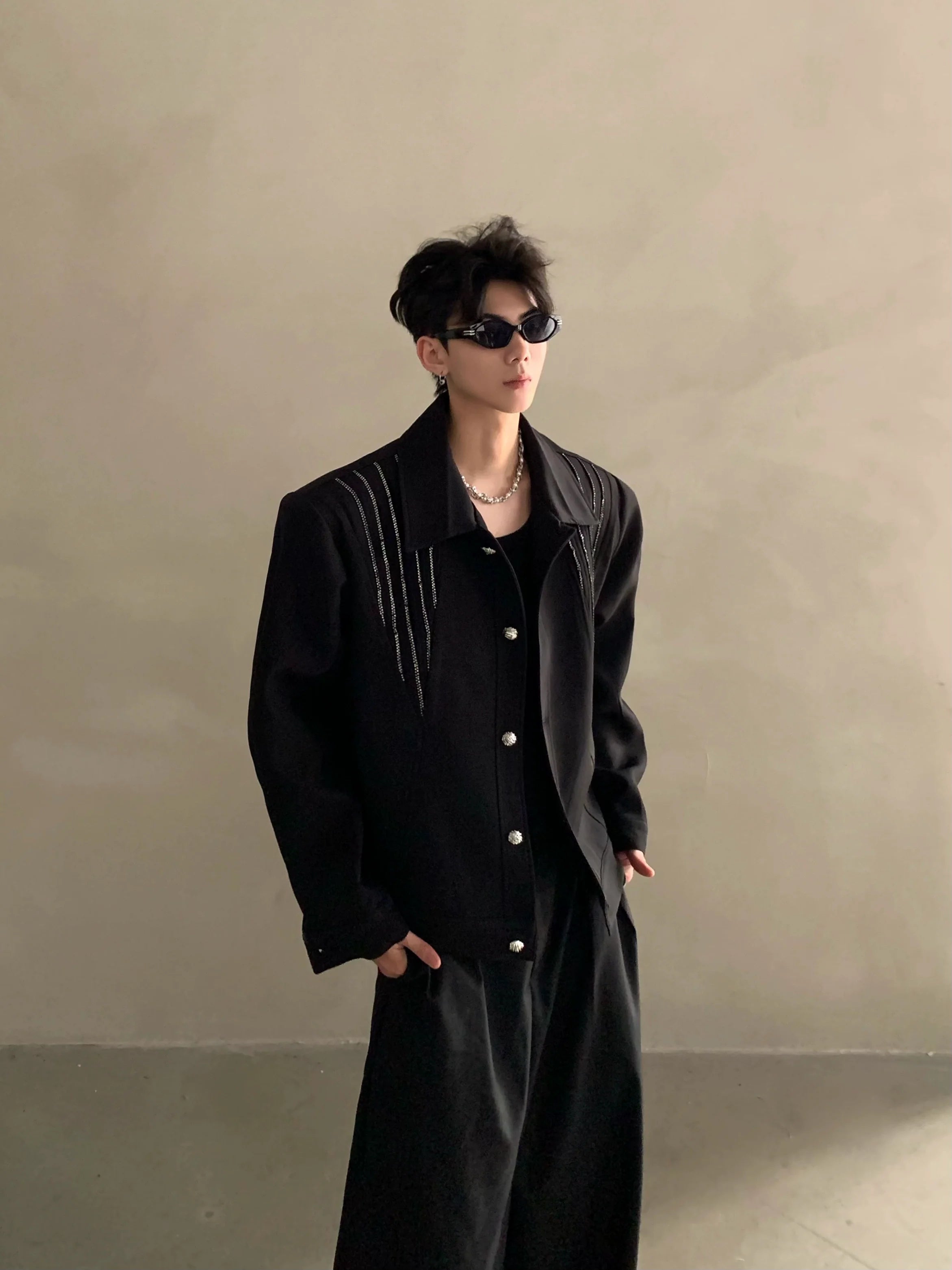 가을/겨울 니치 하이엔드 라이트 럭셔리 핫 다이아몬드 디자인 숄더 패딩 재킷 남성용 러피안 핸섬 탑 트렌드