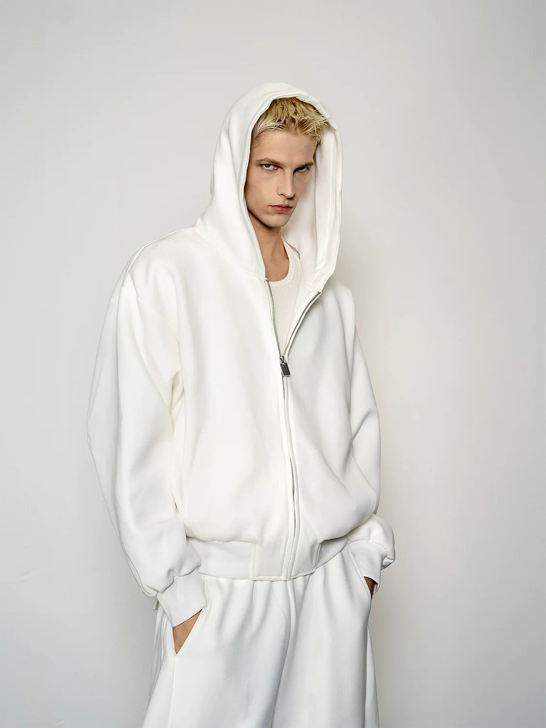 Short hooded sweater jacket men's autumn pleated casual sweatpants two-piece set