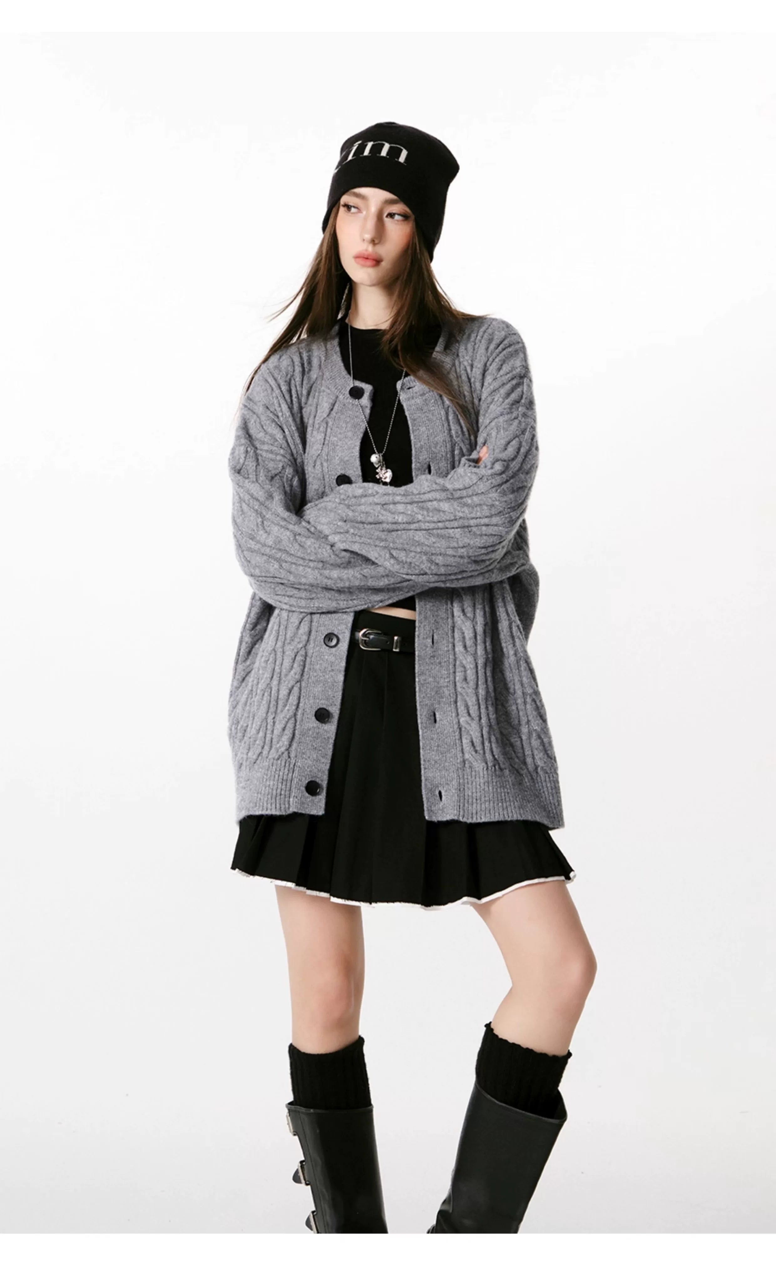 바람에 두툼하게 꼬인 게으른 스웨터 SIN0999