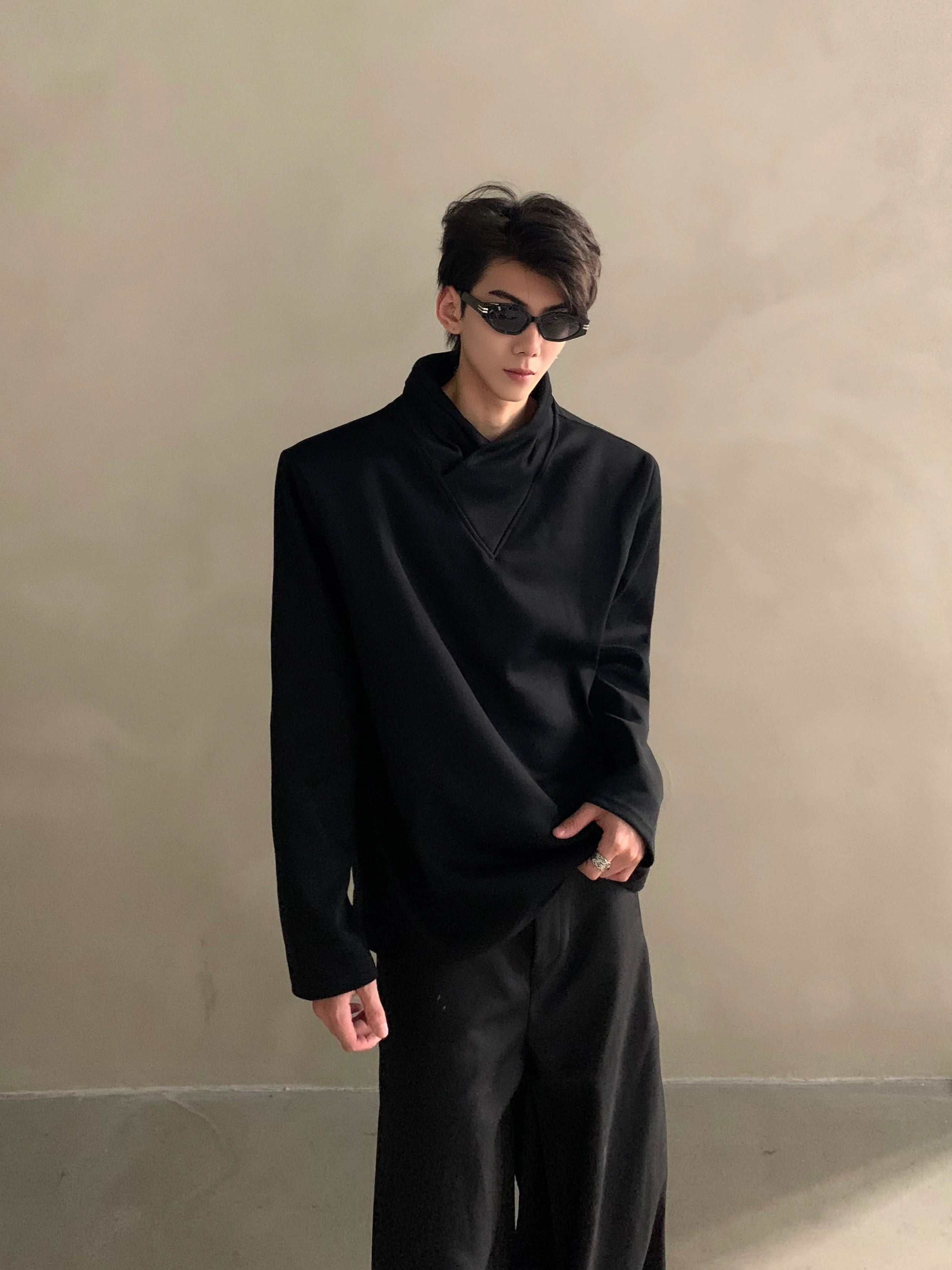 Autumn niche high-end sense stack collar silhouette long-sleeved T-shirt men's loose heavy ruffian handsome top