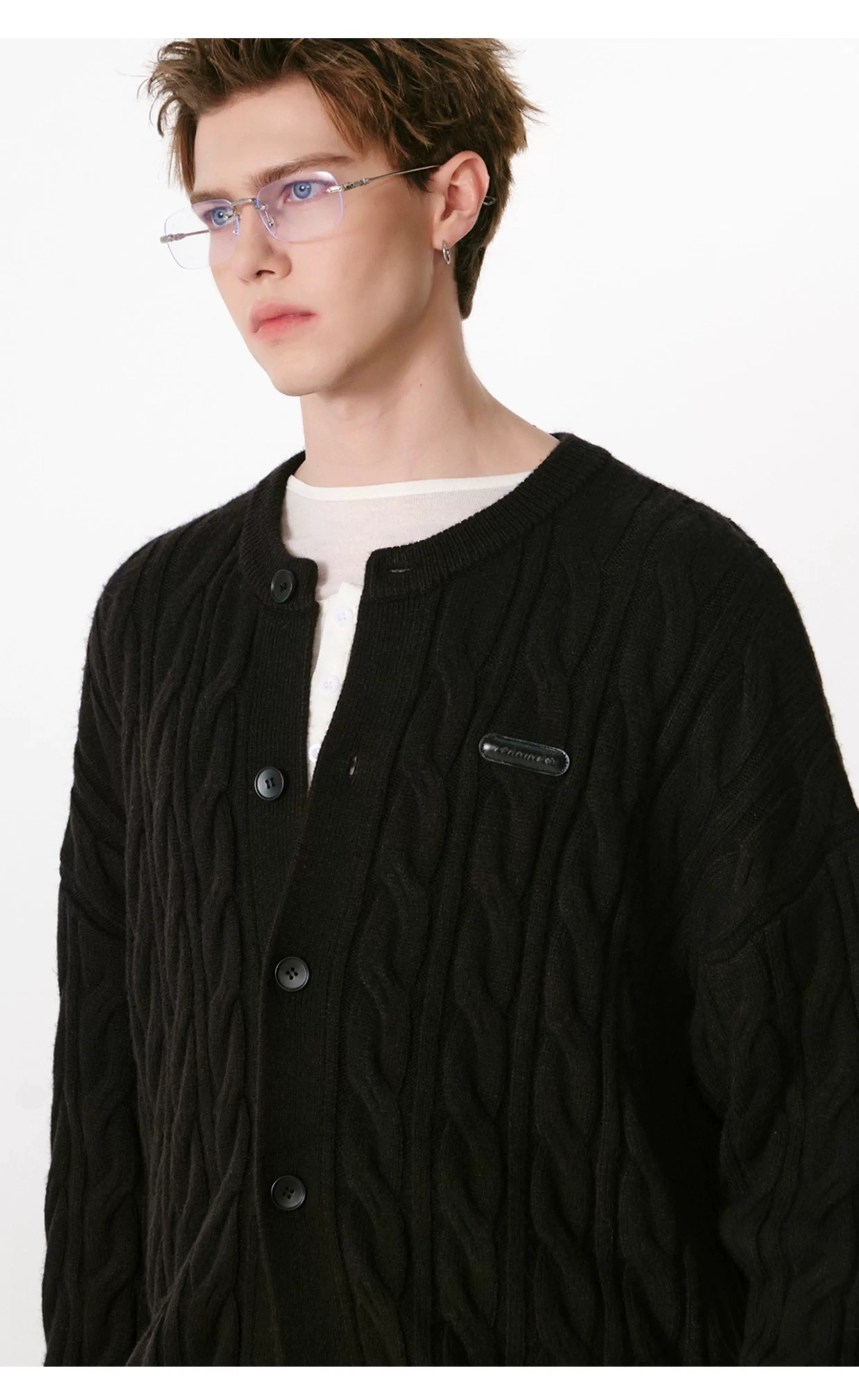 바람에 두툼하게 꼬인 게으른 스웨터 SIN0999