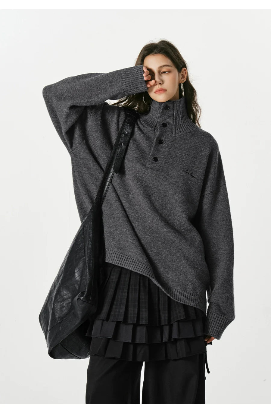 따뜻한 터틀넥 스웨터, 남성용 자수, 편안한 커플룩 SIN0801