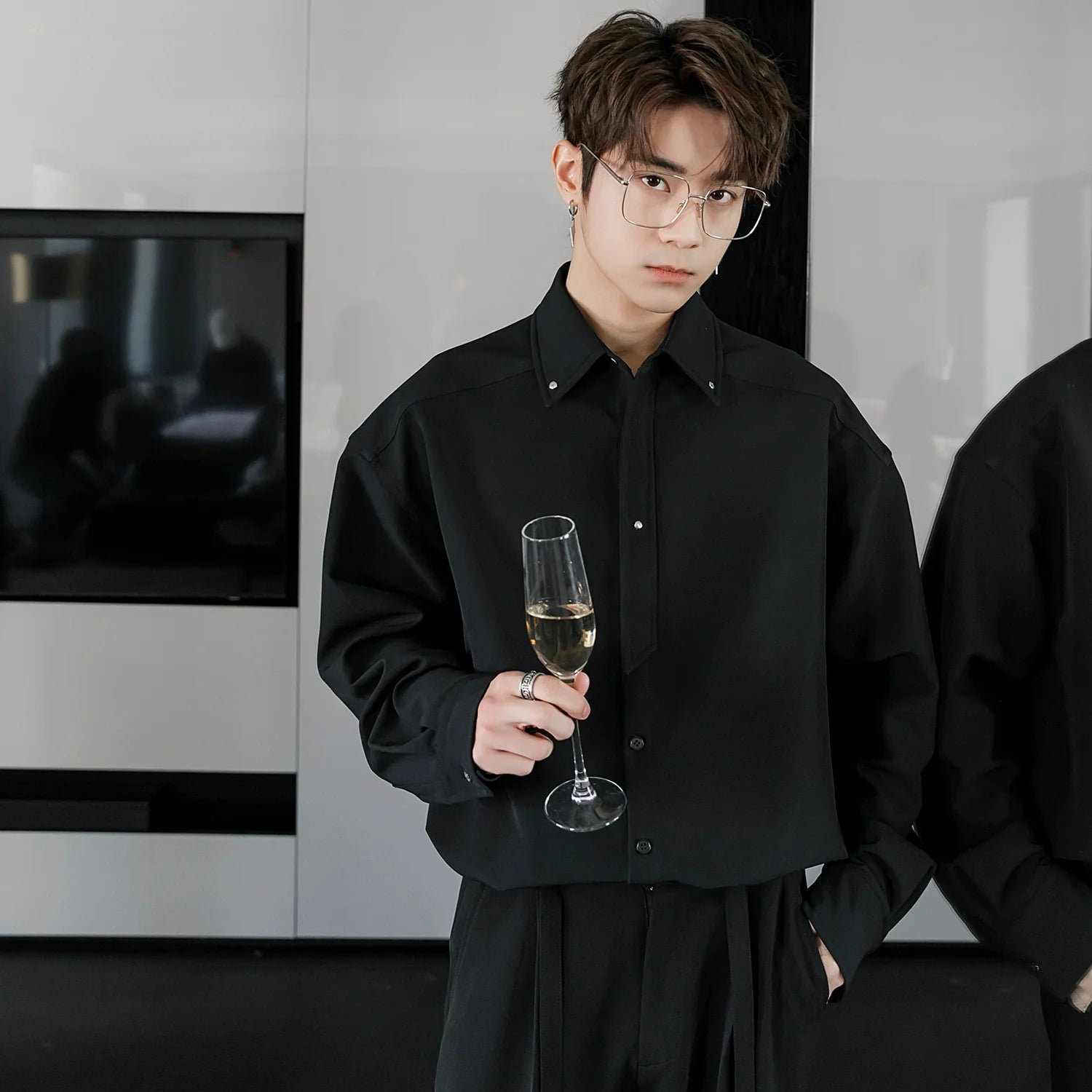 Men's Loose Casual Lapel Shirt Men's Solid Color Premium Tie Long Sleeve Shirt