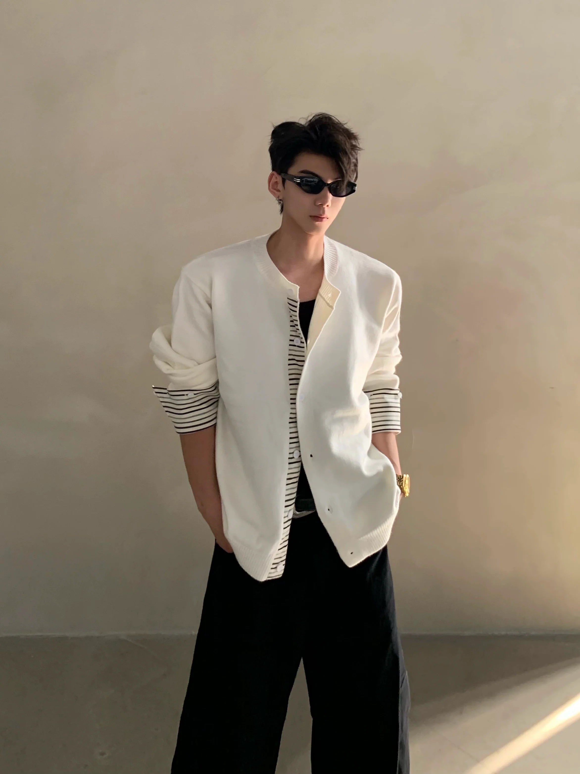 가을/겨울 레이어드 스타일의 투피스 스트라이프 스플라이싱 니트 스웨터, 남성용 고급 가디건 재킷 트렌드