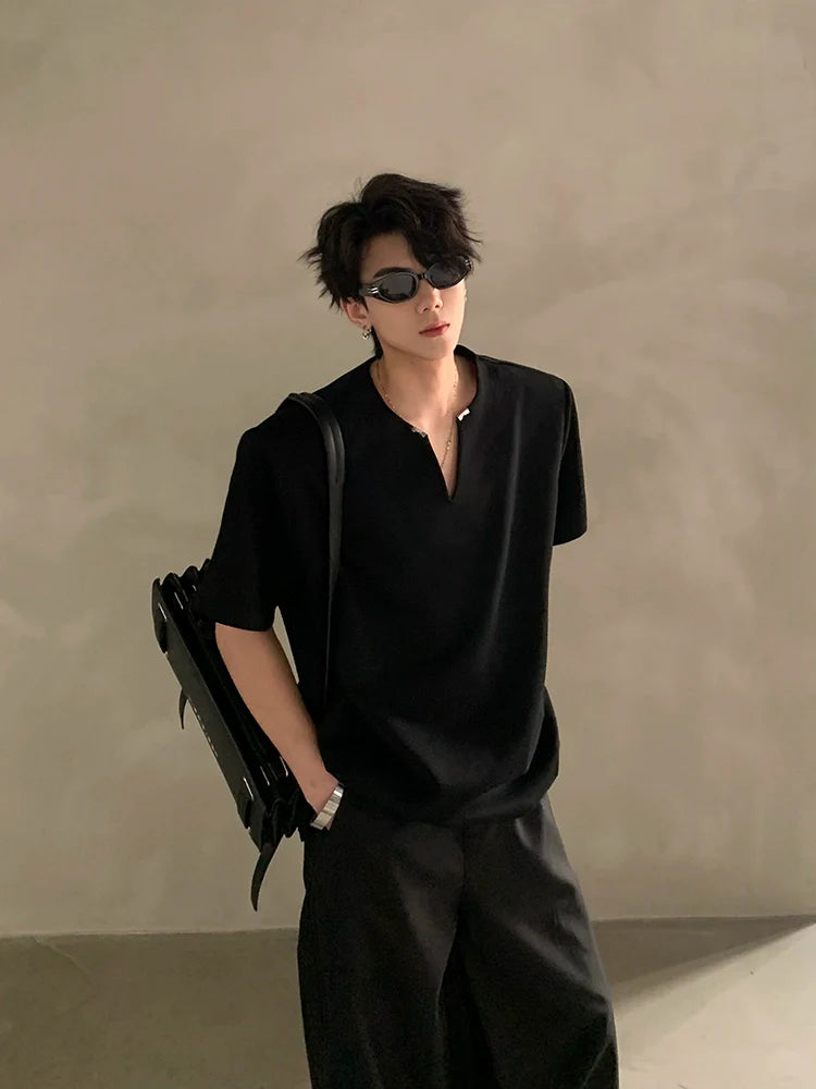 Summer high-end V-neck metal decorative shoulder pads short-sleeved T-shirt male ruffian handsome loose half-sleeved top