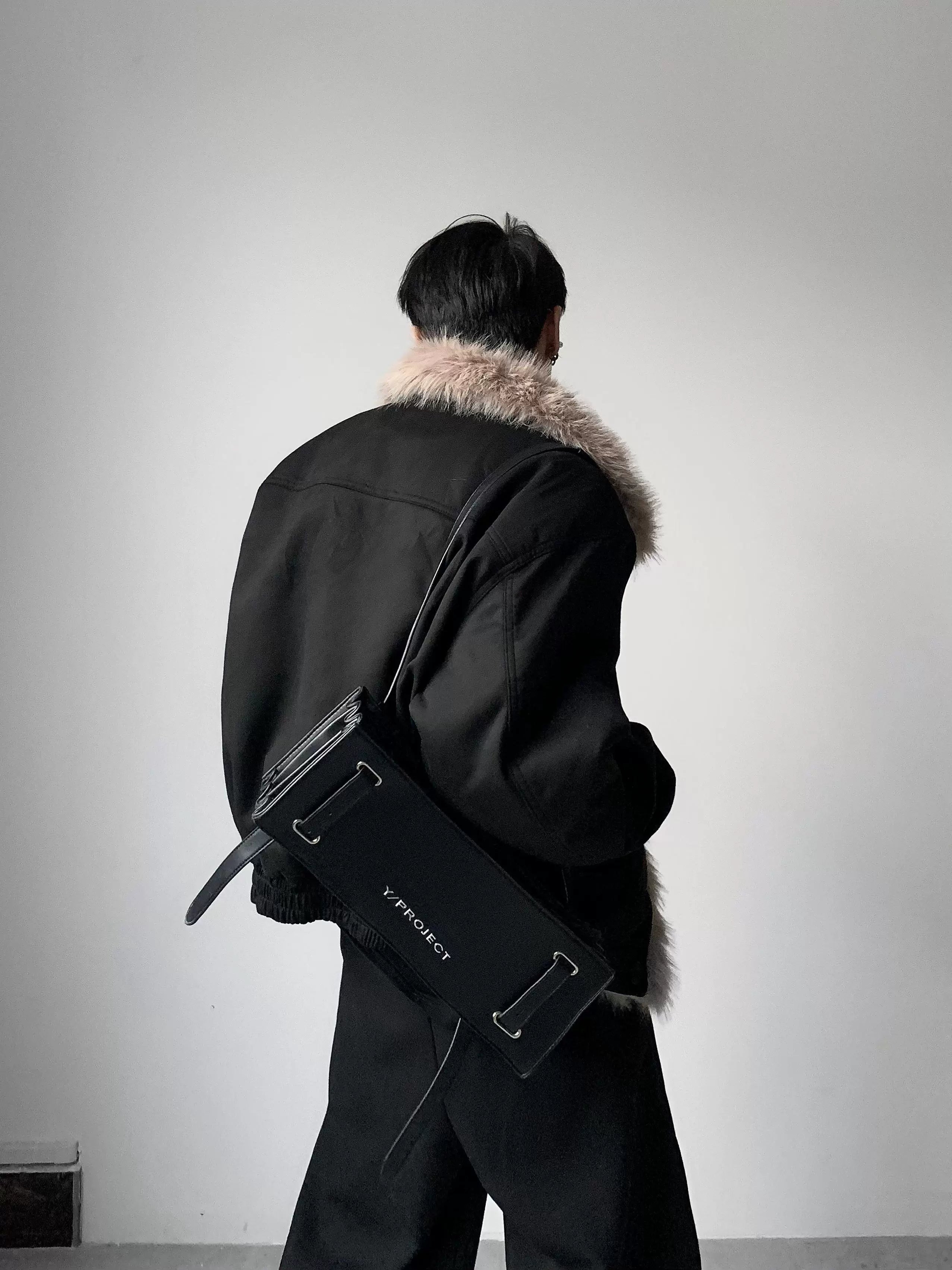 고급 대형 퍼 칼라 클린핏 시트 마운틴 카빙 재킷 남성용 겨울 벨벳 반팔 재킷 면 소재 의류