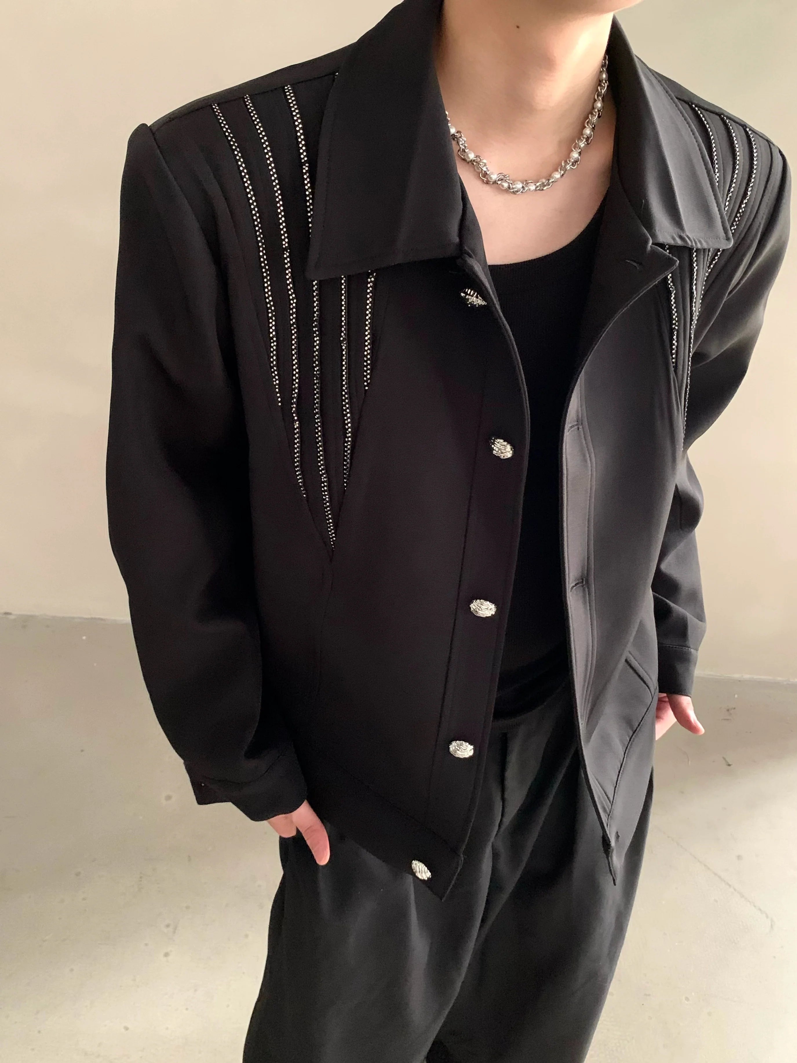 가을/겨울 니치 하이엔드 라이트 럭셔리 핫 다이아몬드 디자인 숄더 패딩 재킷 남성용 러피안 핸섬 탑 트렌드