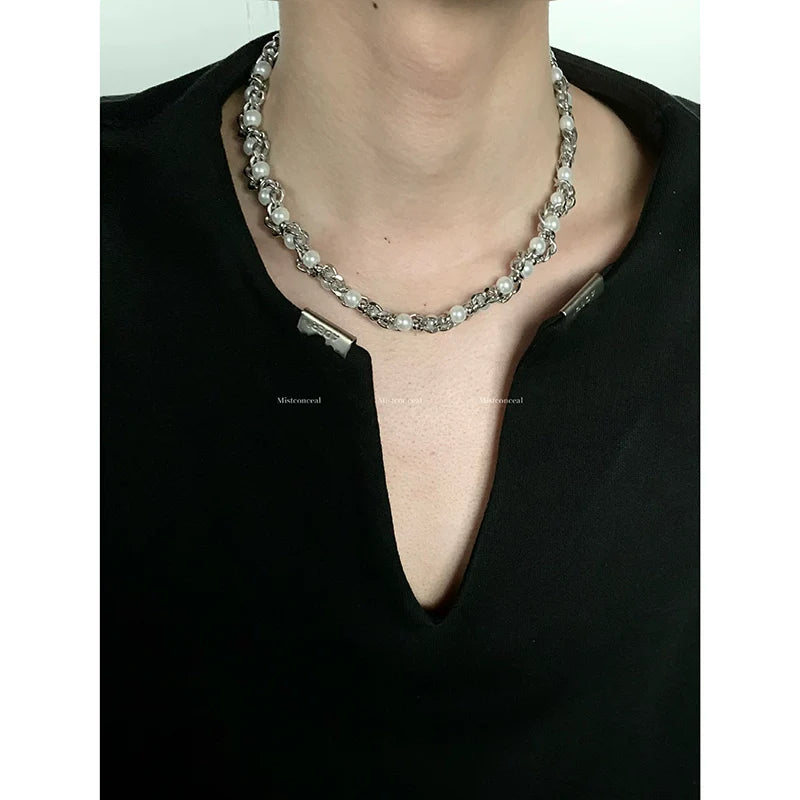 Niche high-end light luxury winding pearl necklace men's steel titanium design trendy accessories collarbone chain