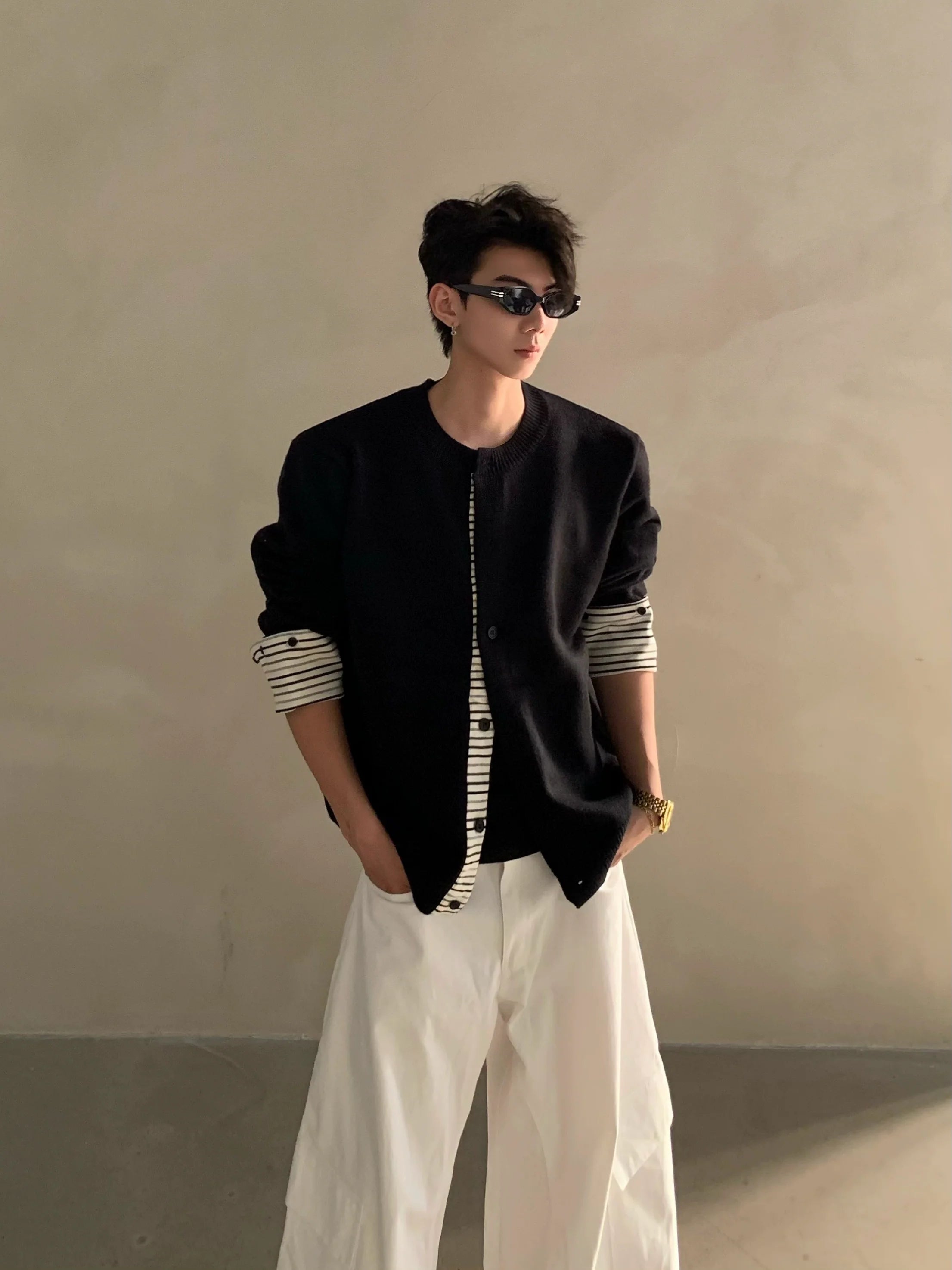 가을/겨울 레이어드 스타일의 투피스 스트라이프 스플라이싱 니트 스웨터, 남성용 고급 가디건 재킷 트렌드