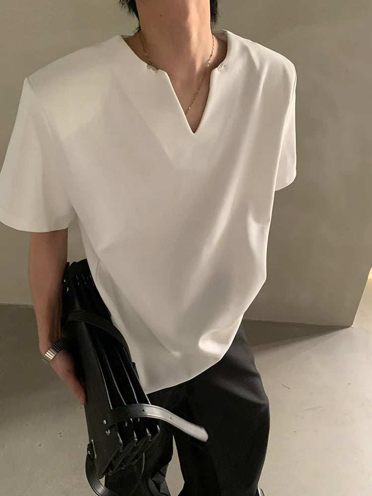 여름 고급 브이넥 금속 장식 어깨 패드 반팔 티셔츠, 남성용 멋쟁이 루즈핏 반팔 상의