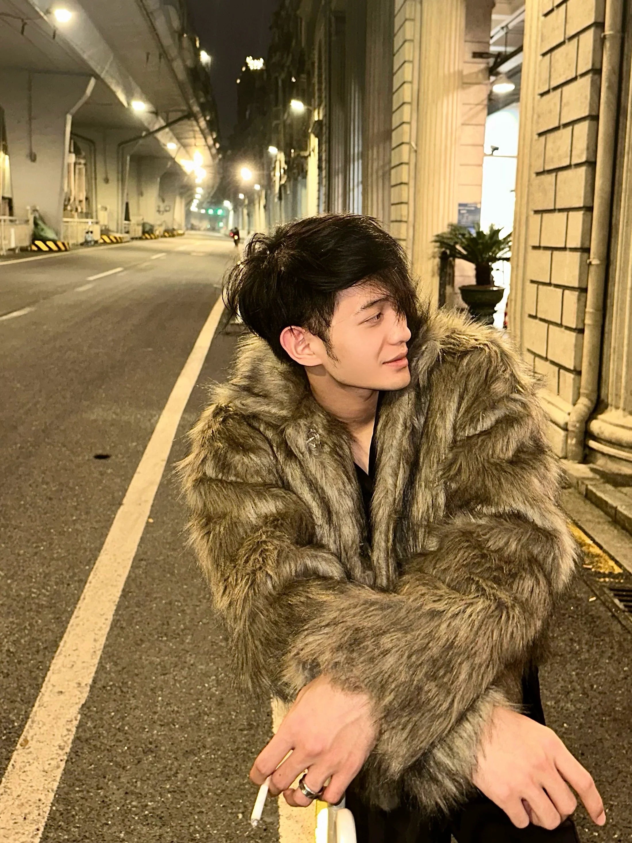 Winter high-end fashionable environmentally friendly fur short jacket male ruffian handsome lapel fur integrated jacket