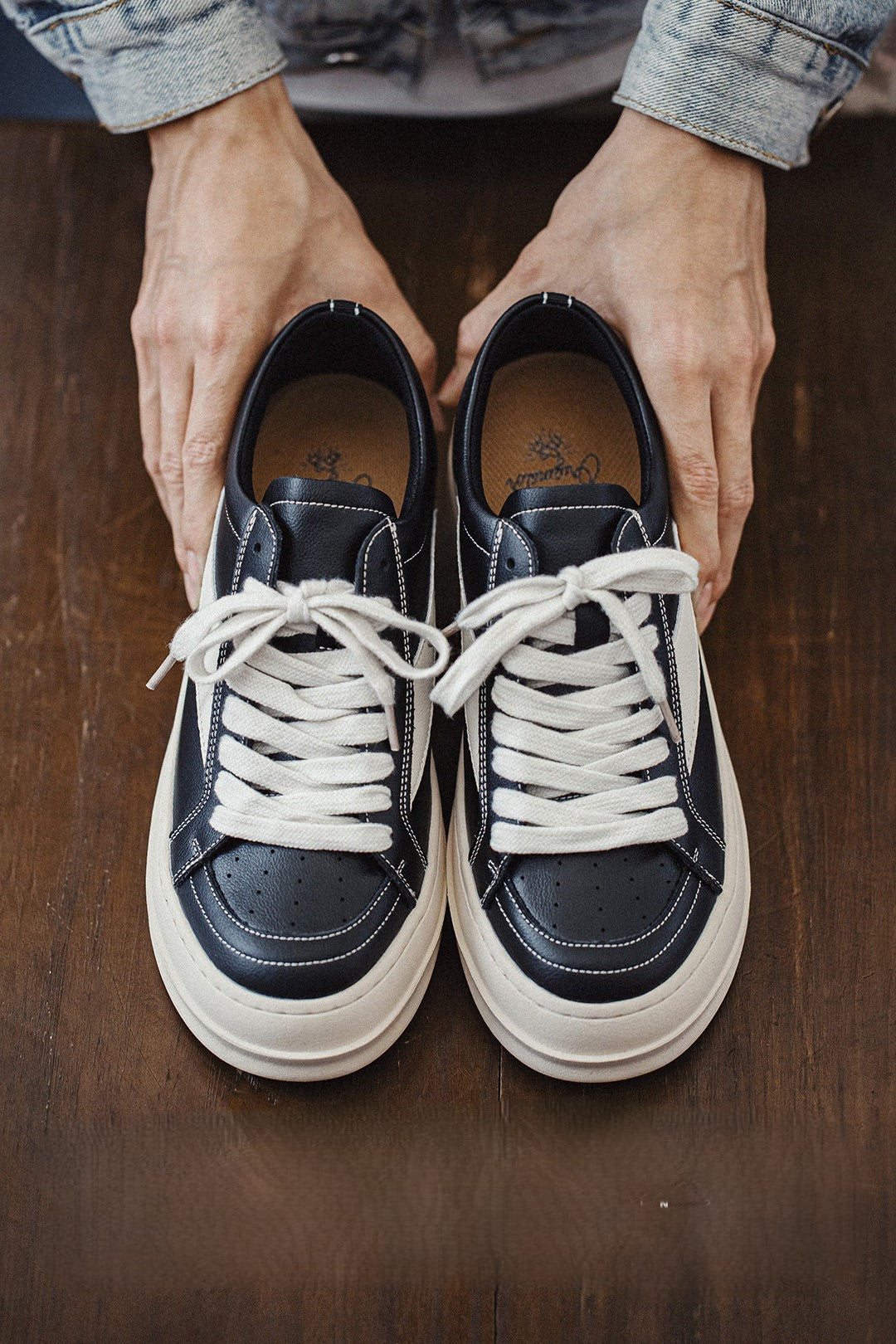 스트릿웨어 레트로 빈티지 느낌 캐주얼 스니커즈 EHX6002