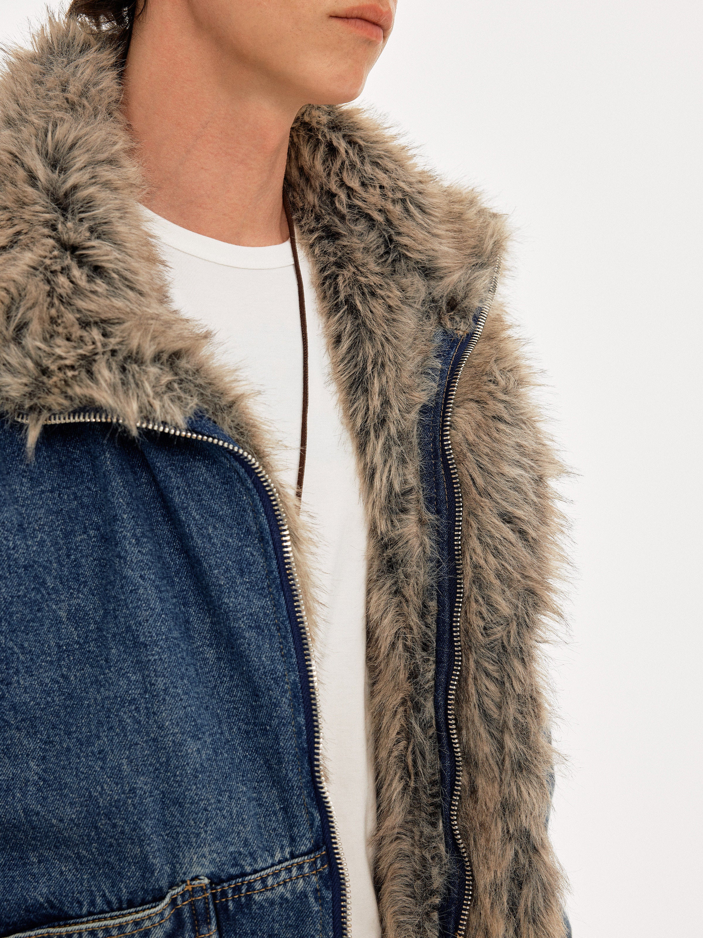VINTAGE WASHED DENIM BOMBER WITH FUR COLLAR EHW5044