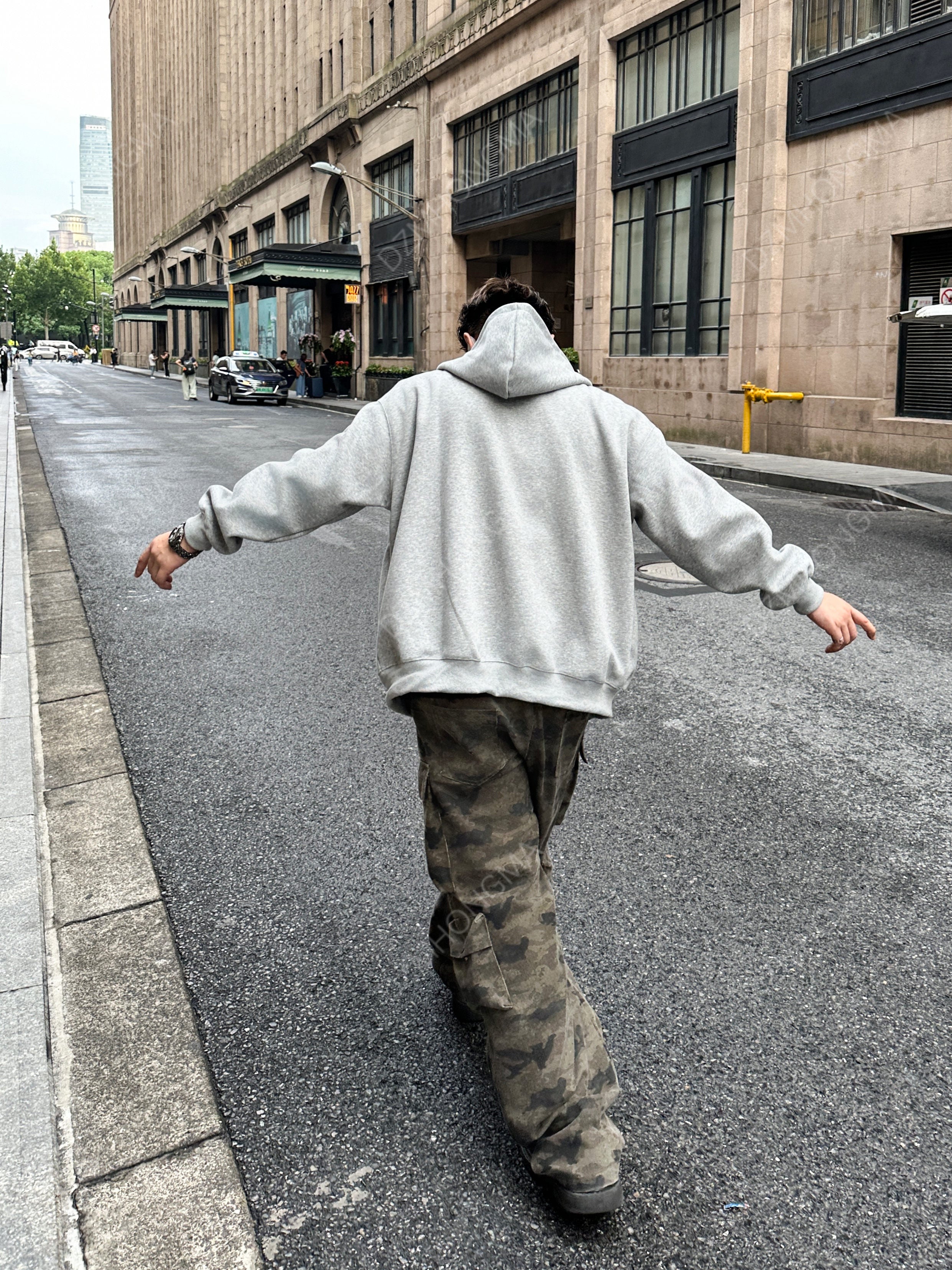 CONTRAST HOOD ZIP-UP JACKET EHW5047