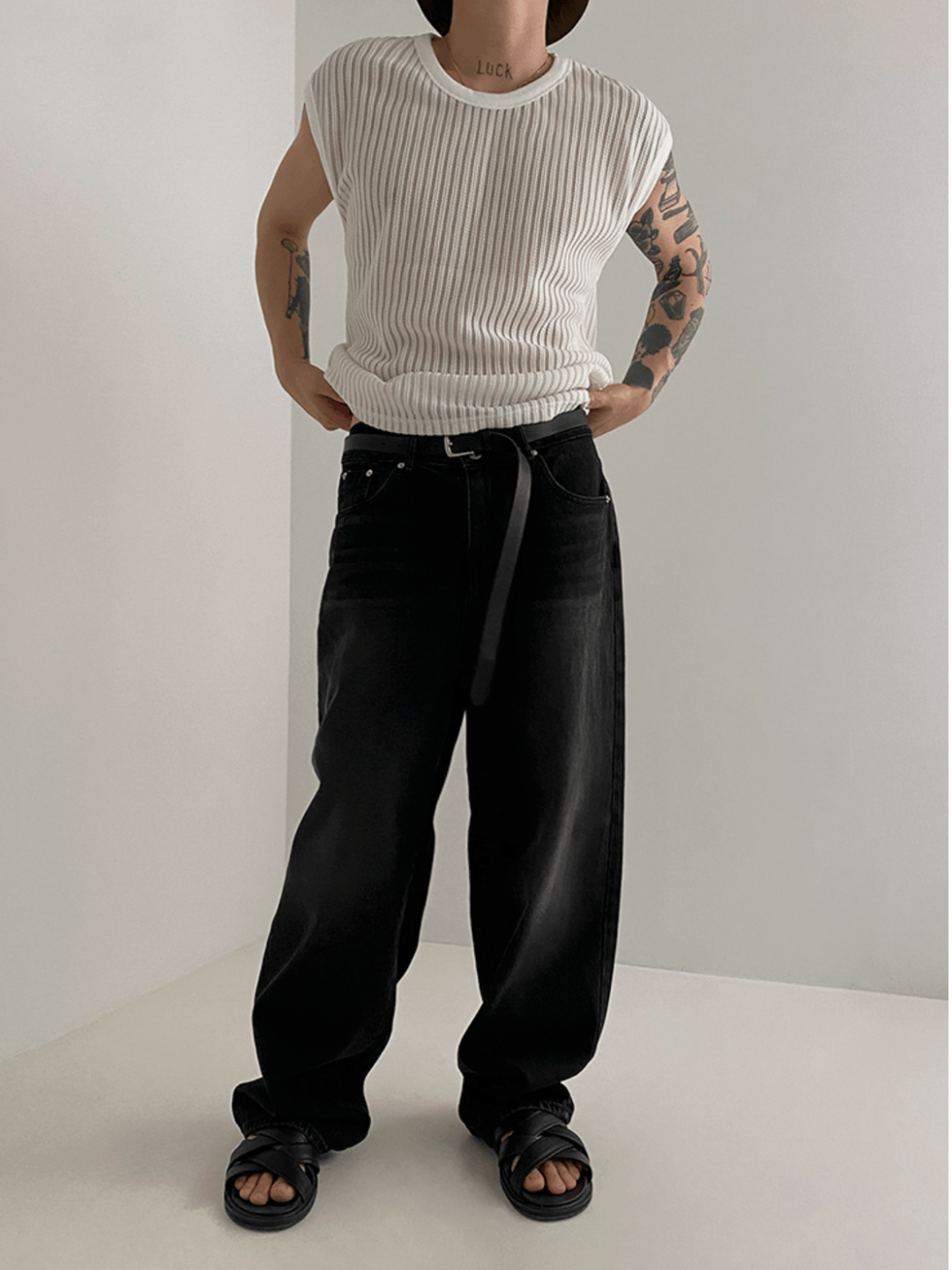 [MRCYC] Round Neck Sleeveless T-shirt st1679