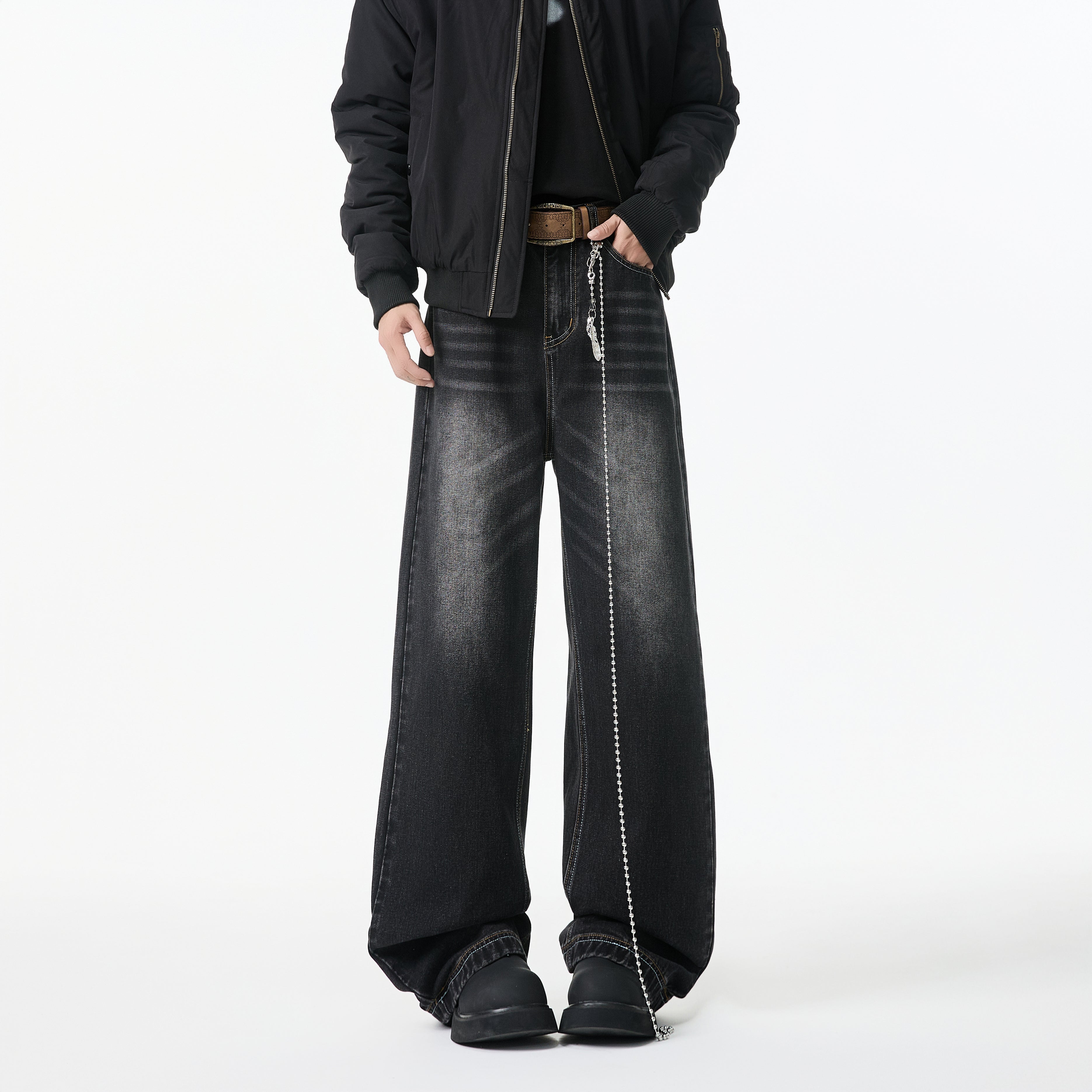 DIRTY FLARE-CUT JEANS EHK6007