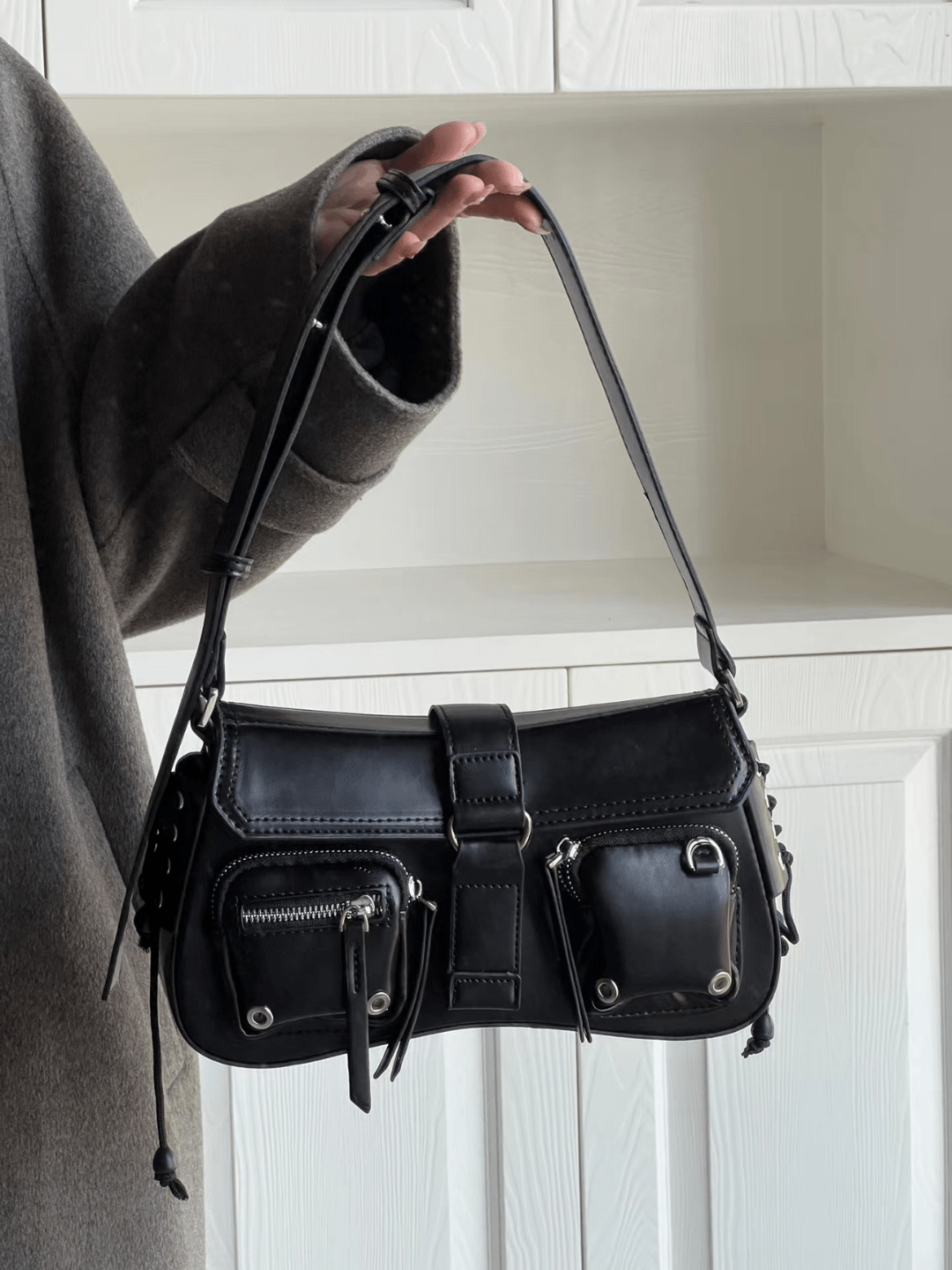 새로운 바이커 스타일 숄더백 st2240