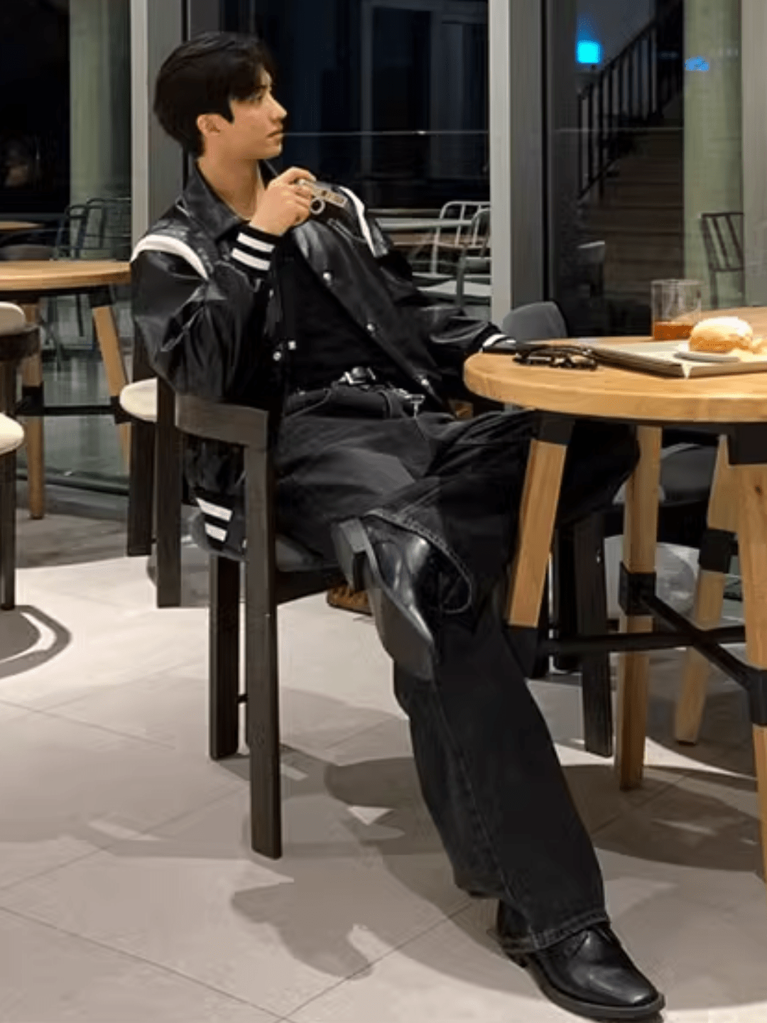 [MRCYC] Schwarze und weiße koreanische Version PU-Lederjacke ST1685