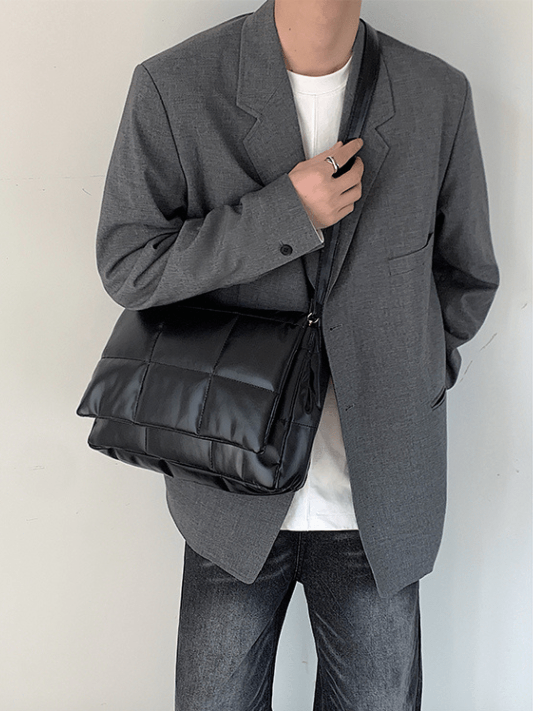 silk filling leather crossbody messenger bag st1867