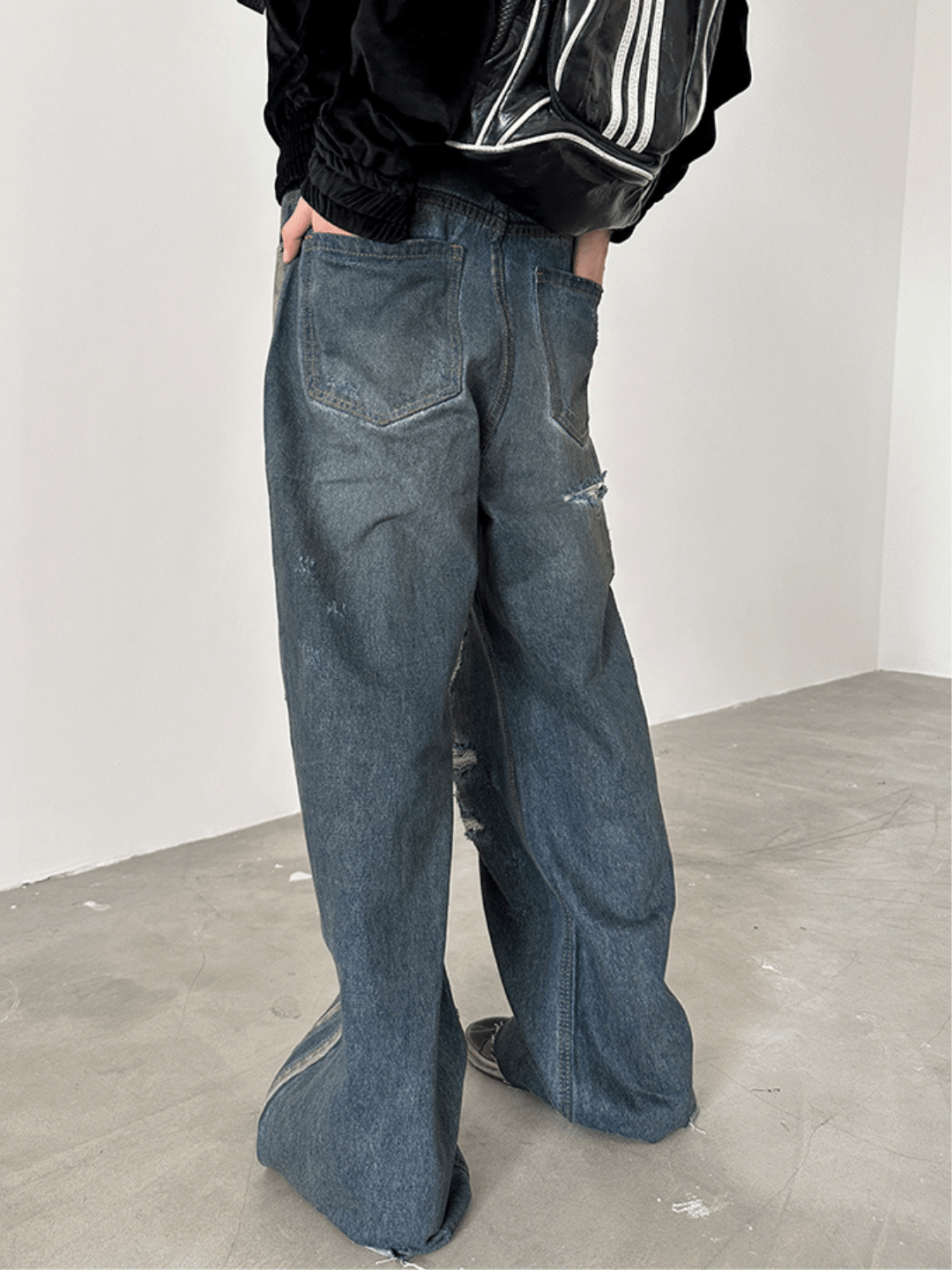 [GENESISBOY] 워싱 처리된 찢어진 청바지 st1981