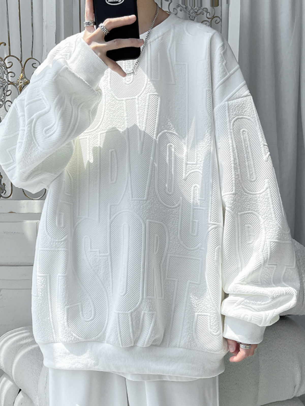 트렌디한 브랜드 레트로 레터링 하이센스 라지사이즈 크루넥 스웨터 남성용 스트릿 루즈핏 커플룩 캐주얼 탑 SIN0895 