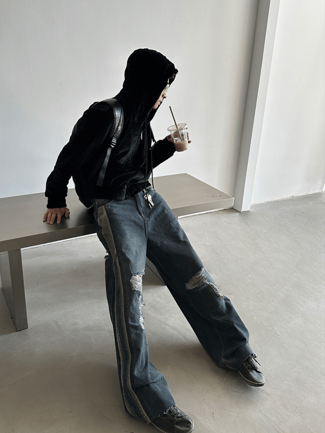 [GENESISBOY] 워싱 처리된 찢어진 청바지 st1981