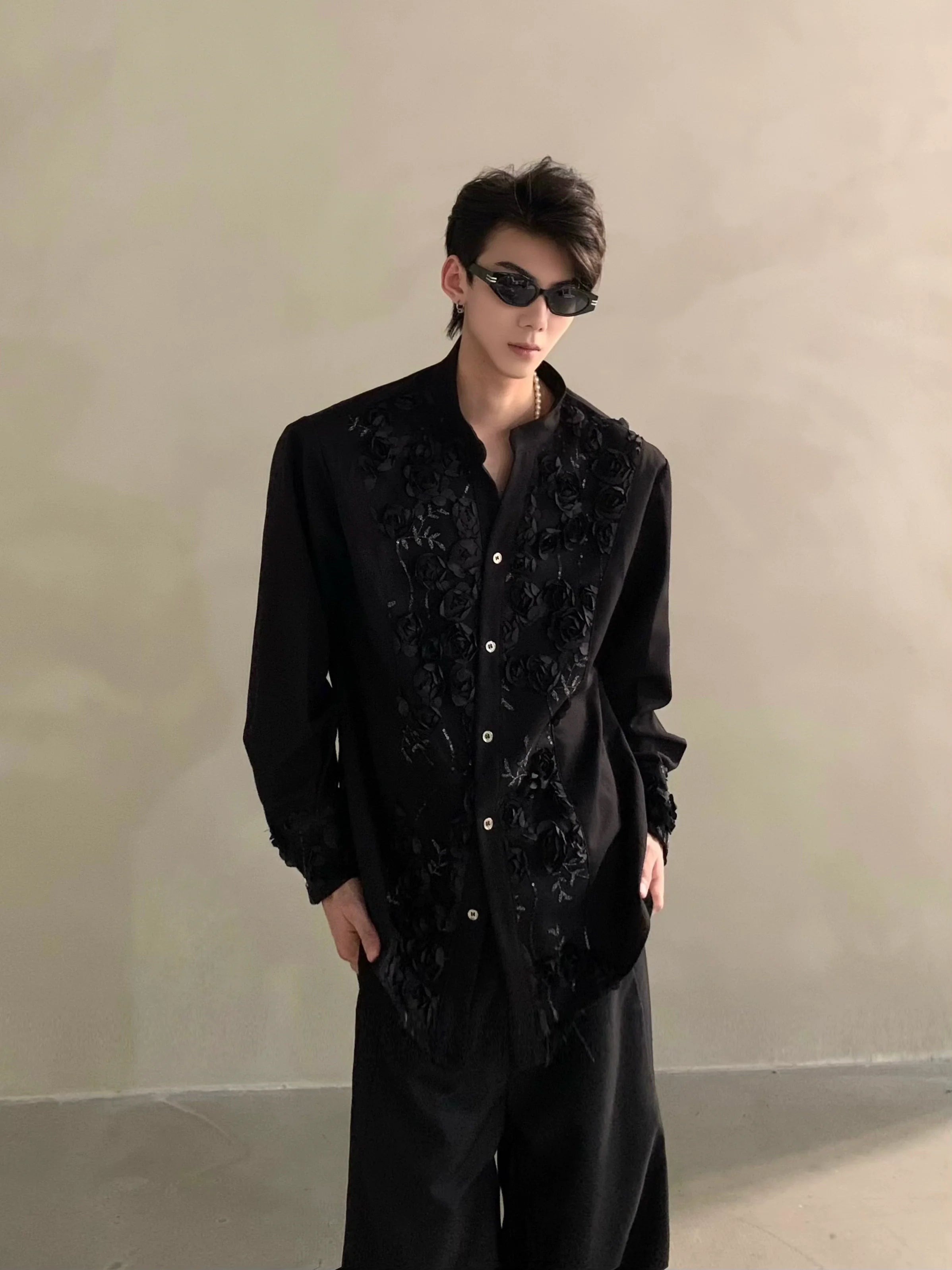 Light luxury niche high-end three-dimensional flower design black shoulder padded shirt men's ruffian handsome shirt tide