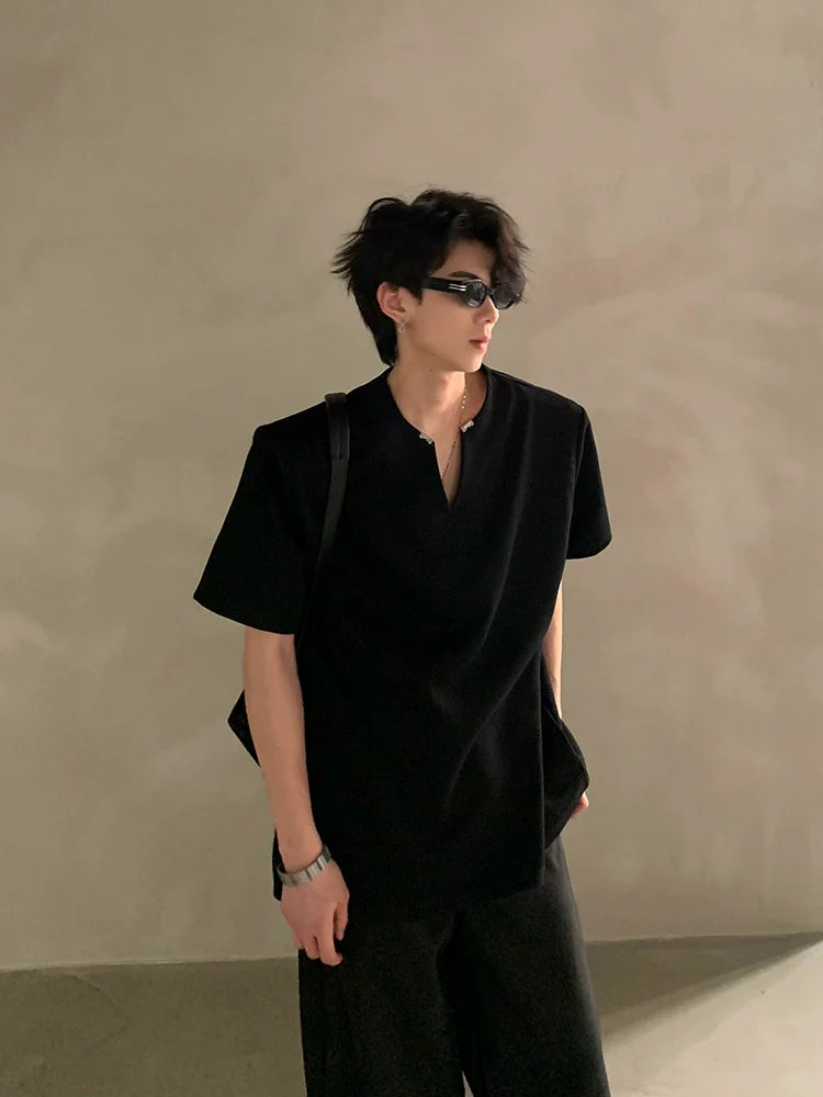 여름 고급 브이넥 금속 장식 어깨 패드 반팔 티셔츠, 남성용 멋쟁이 루즈핏 반팔 상의 