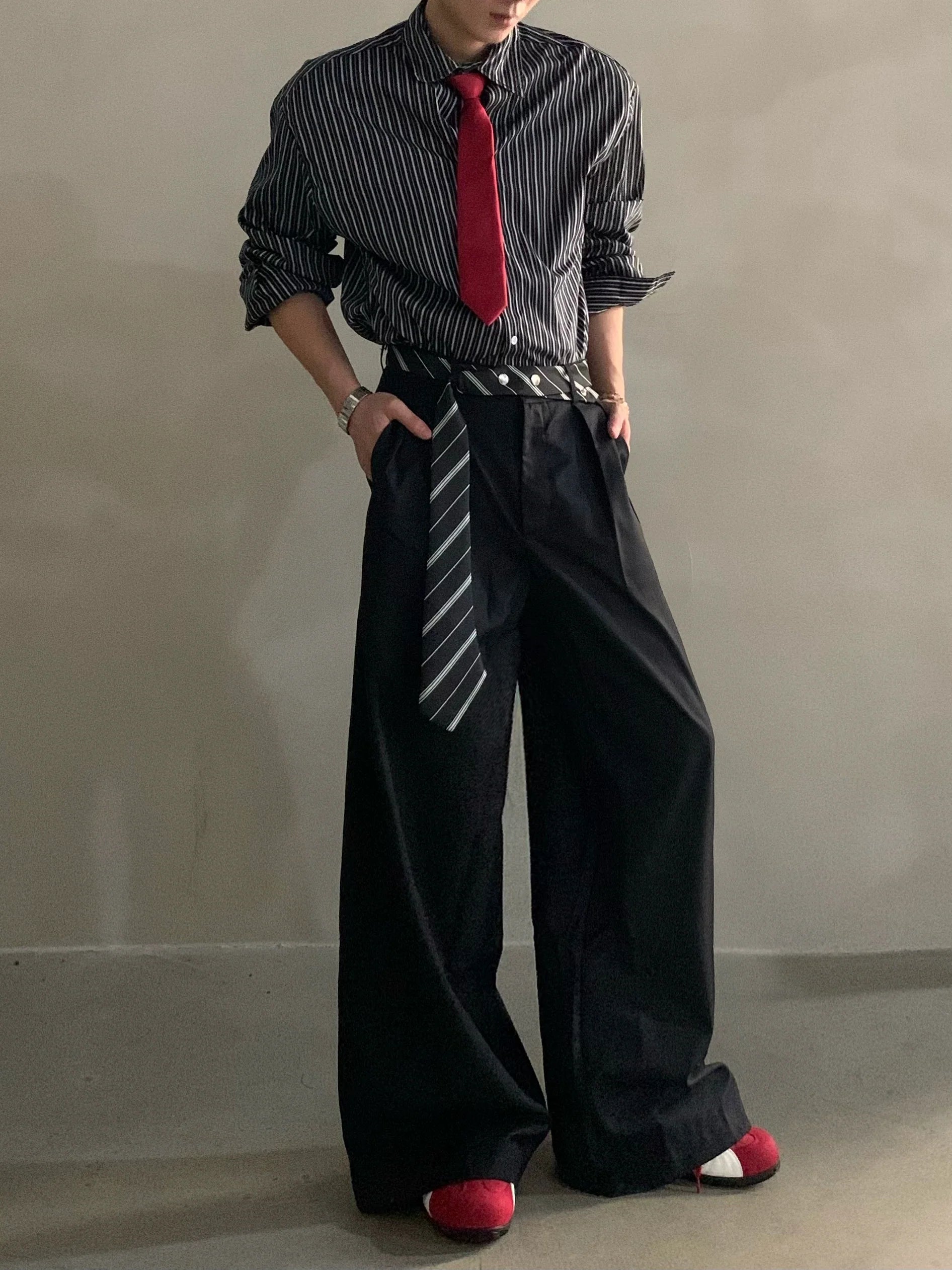 High-end niche scarf design scimitar casual pants men's non-ironing and drape casual pants tide