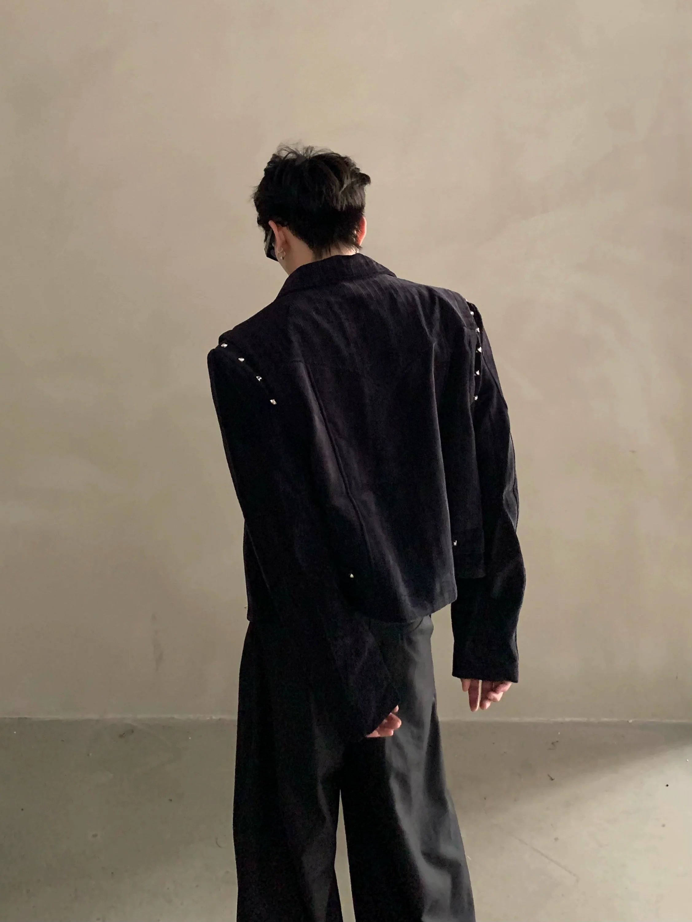 Light luxury high-end metal rivet design short shoulder padded jacket men's winter jacket top tide