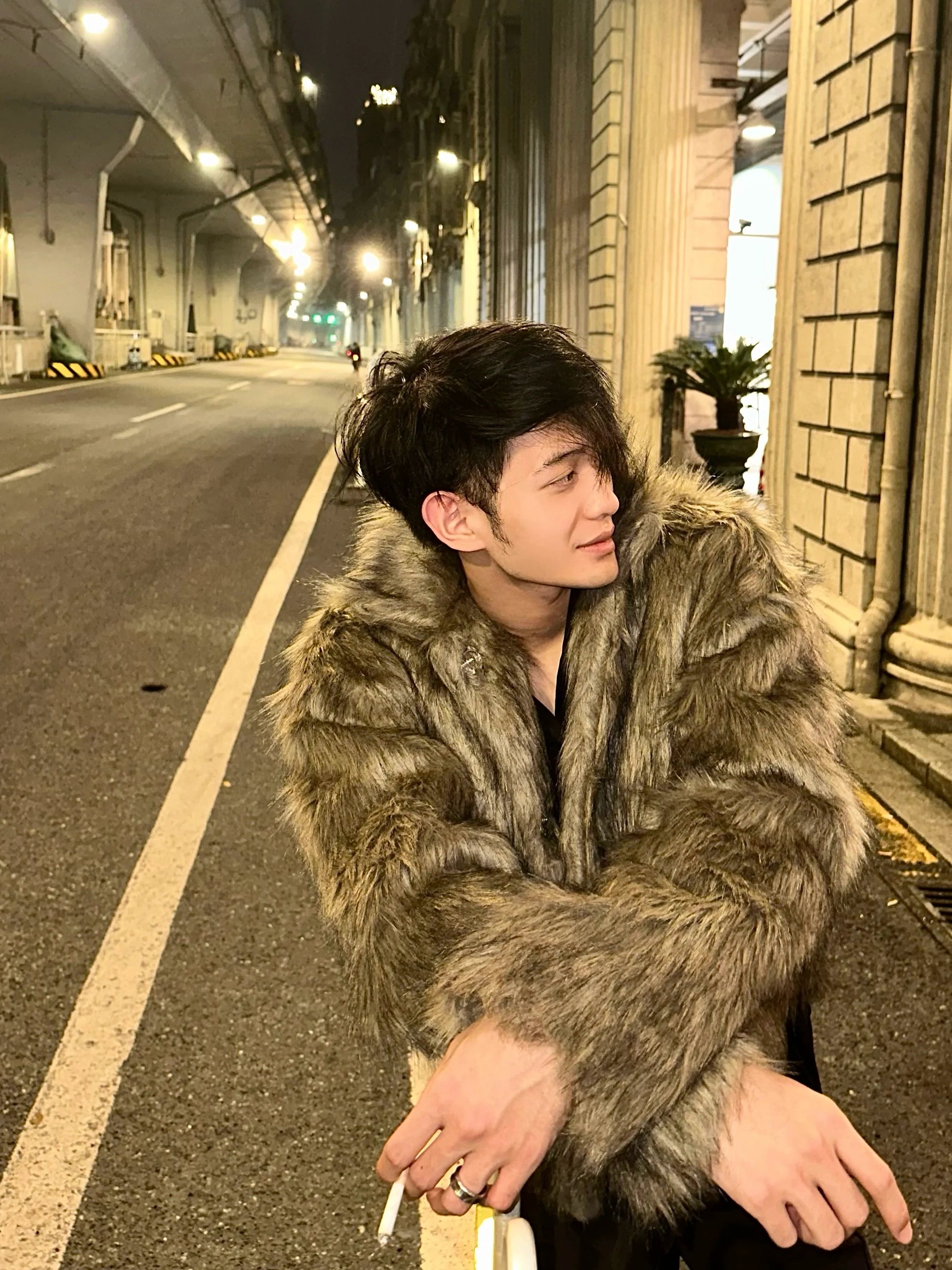 Winter high-end fashionable environmentally friendly fur short jacket male ruffian handsome lapel fur integrated jacket
