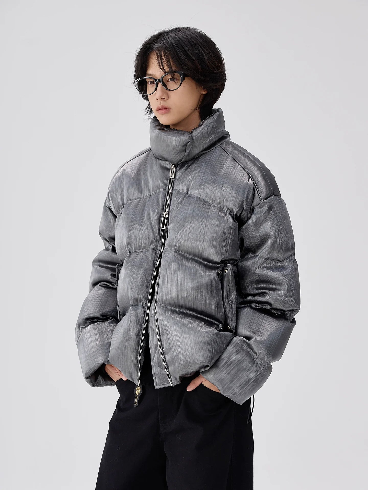 Heavy liquid metal texture white duck down thickened stand-up collar down jacket men and women the same winter coat