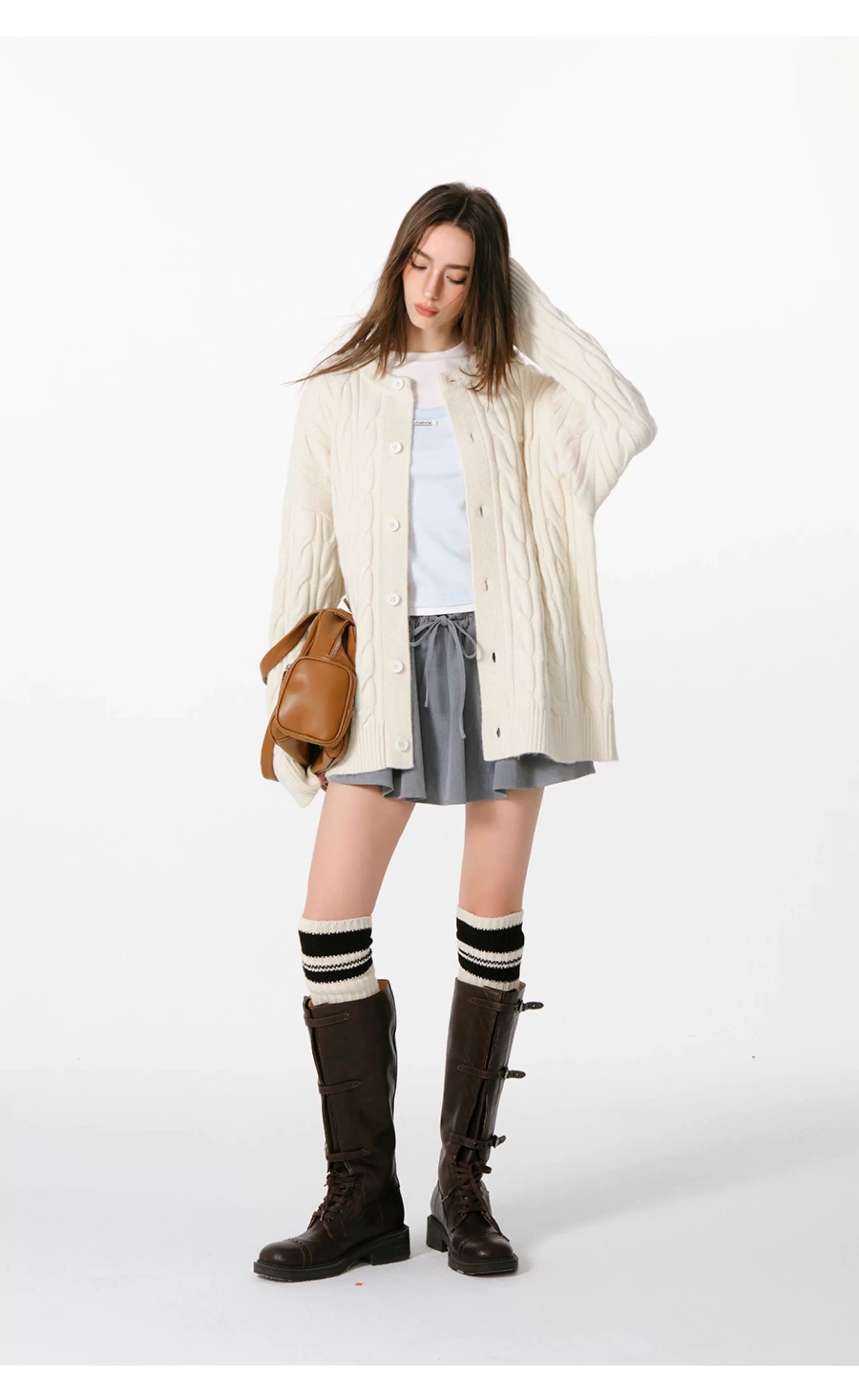 바람에 두툼하게 꼬인 게으른 스웨터 SIN0999 