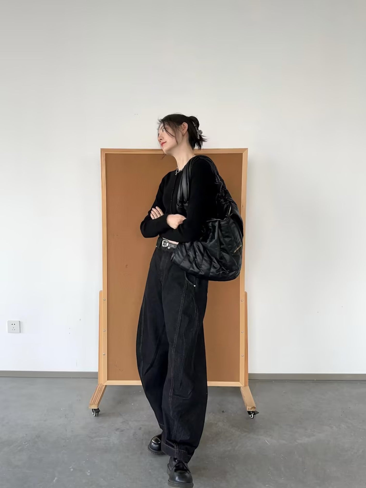 [ROGIC] 배기 트위스트 컷 팬츠 st5028