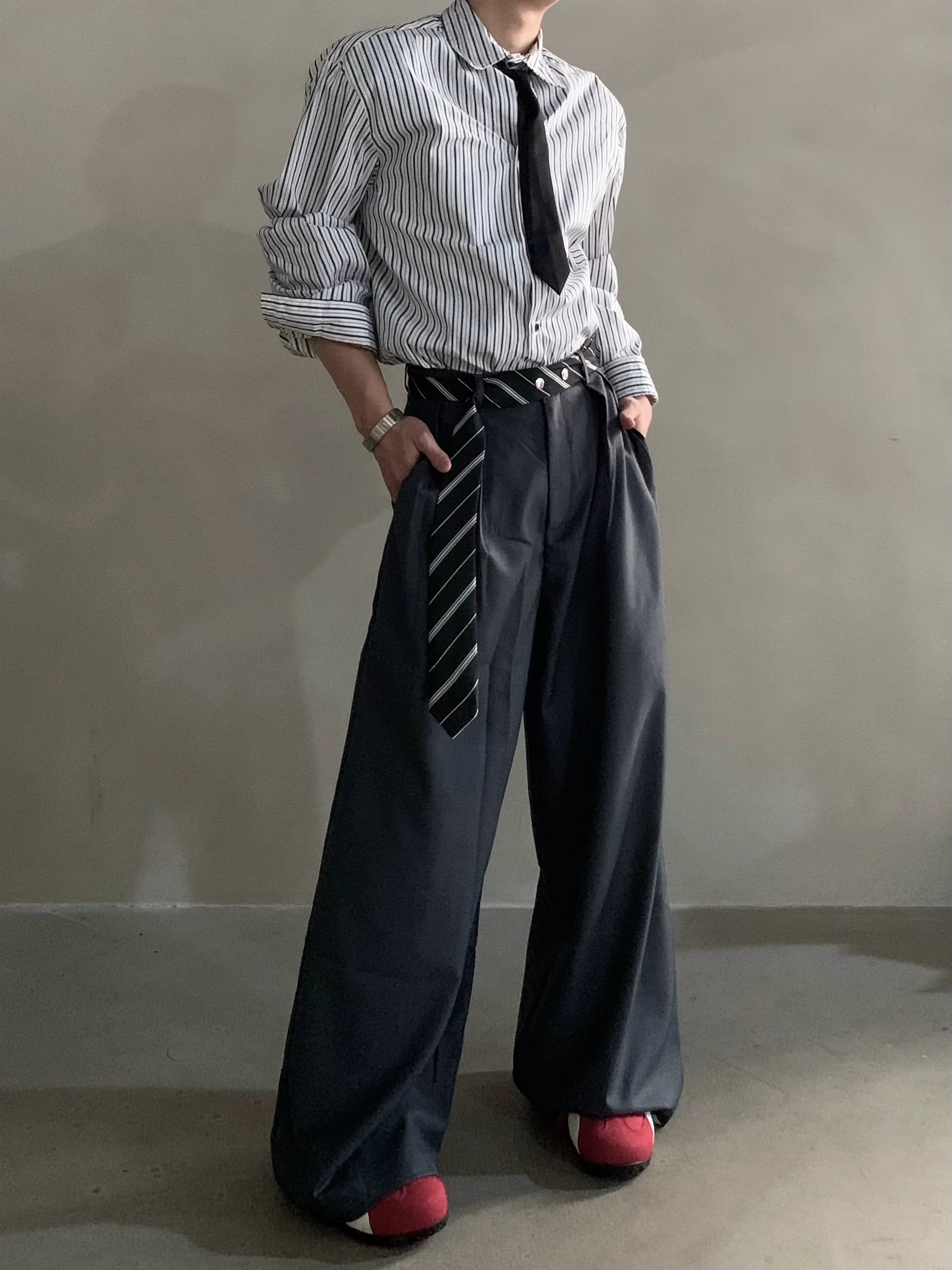 High-end niche scarf design scimitar casual pants men's non-ironing and drape casual pants tide