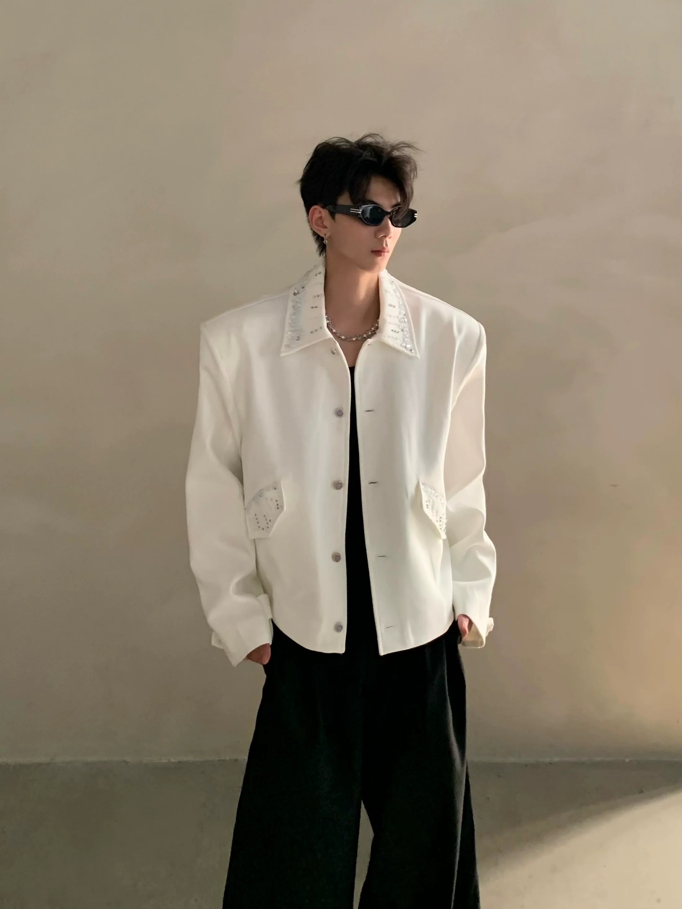 니치 하이엔드 라이트 럭셔리 여피 핸드메이드 스팽글 숄더 패드 숏 재킷 남성용 러피안 핸섬 코트 트렌드 