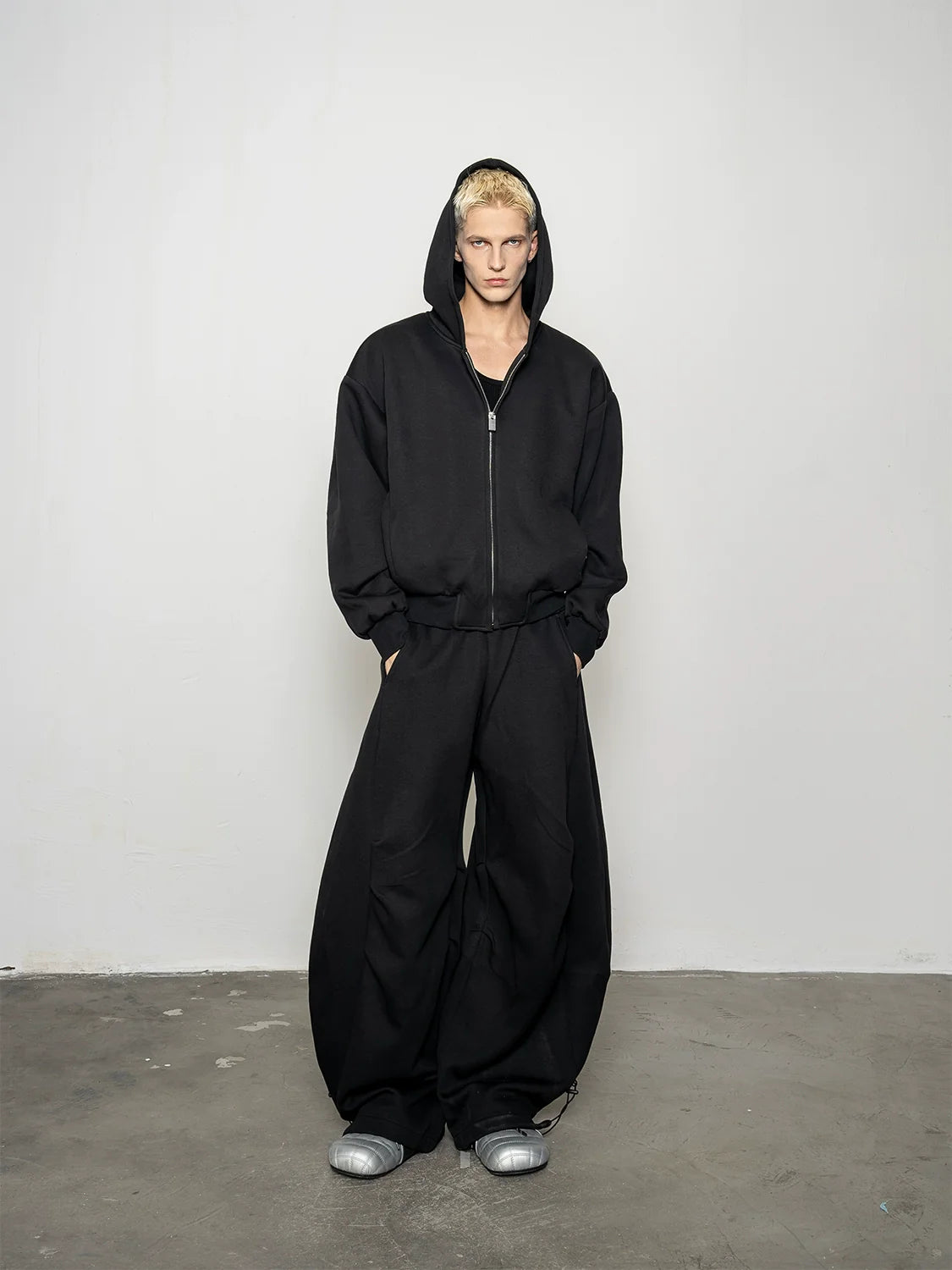 Short hooded sweater jacket men's autumn pleated casual sweatpants two-piece set